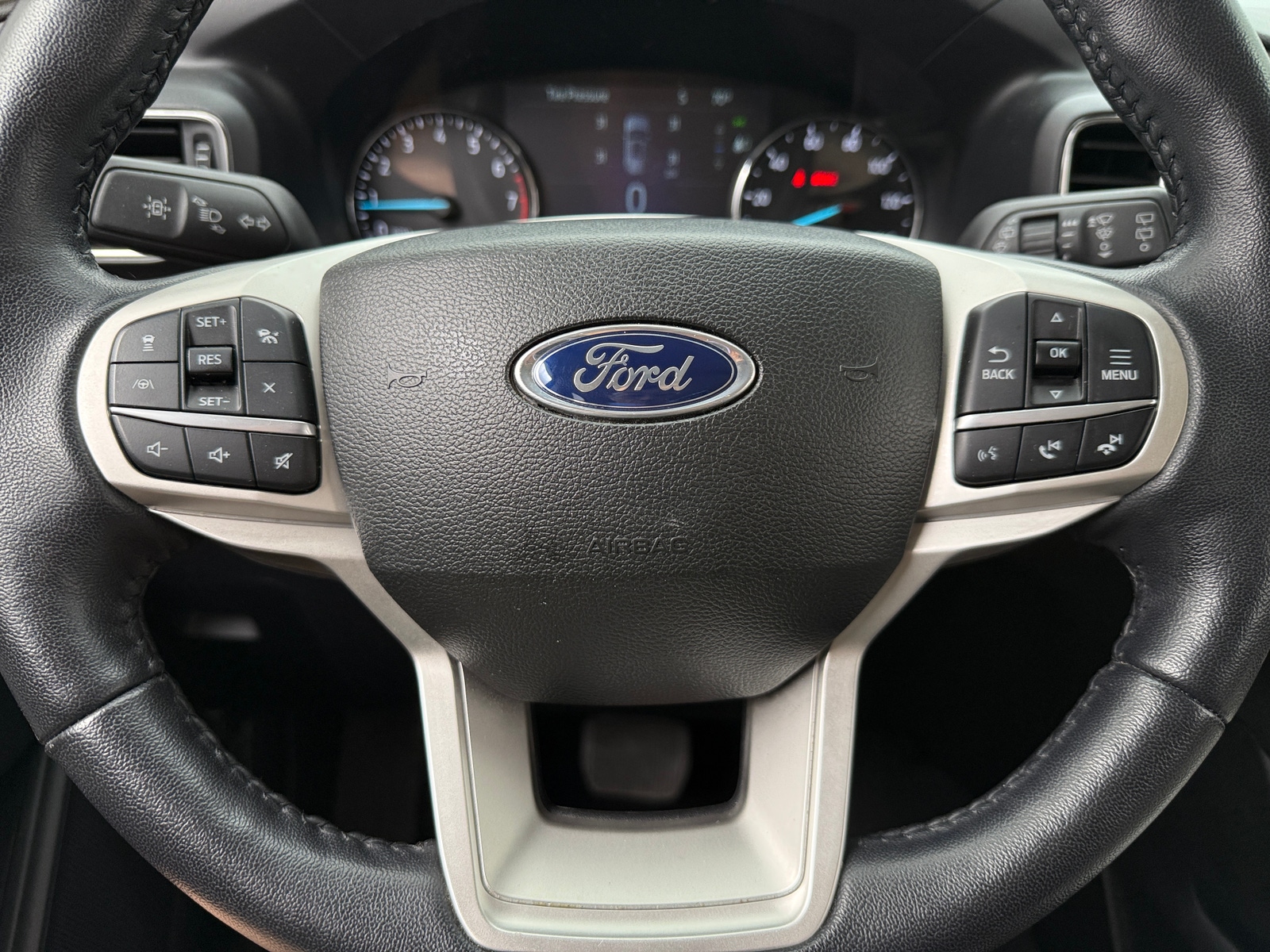 Thumbnail: 2023 Ford Explorer - 4
