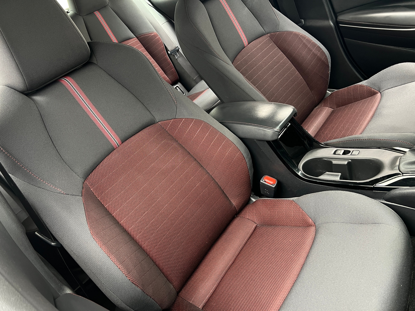 Thumbnail: 2024 Toyota Corolla - 2