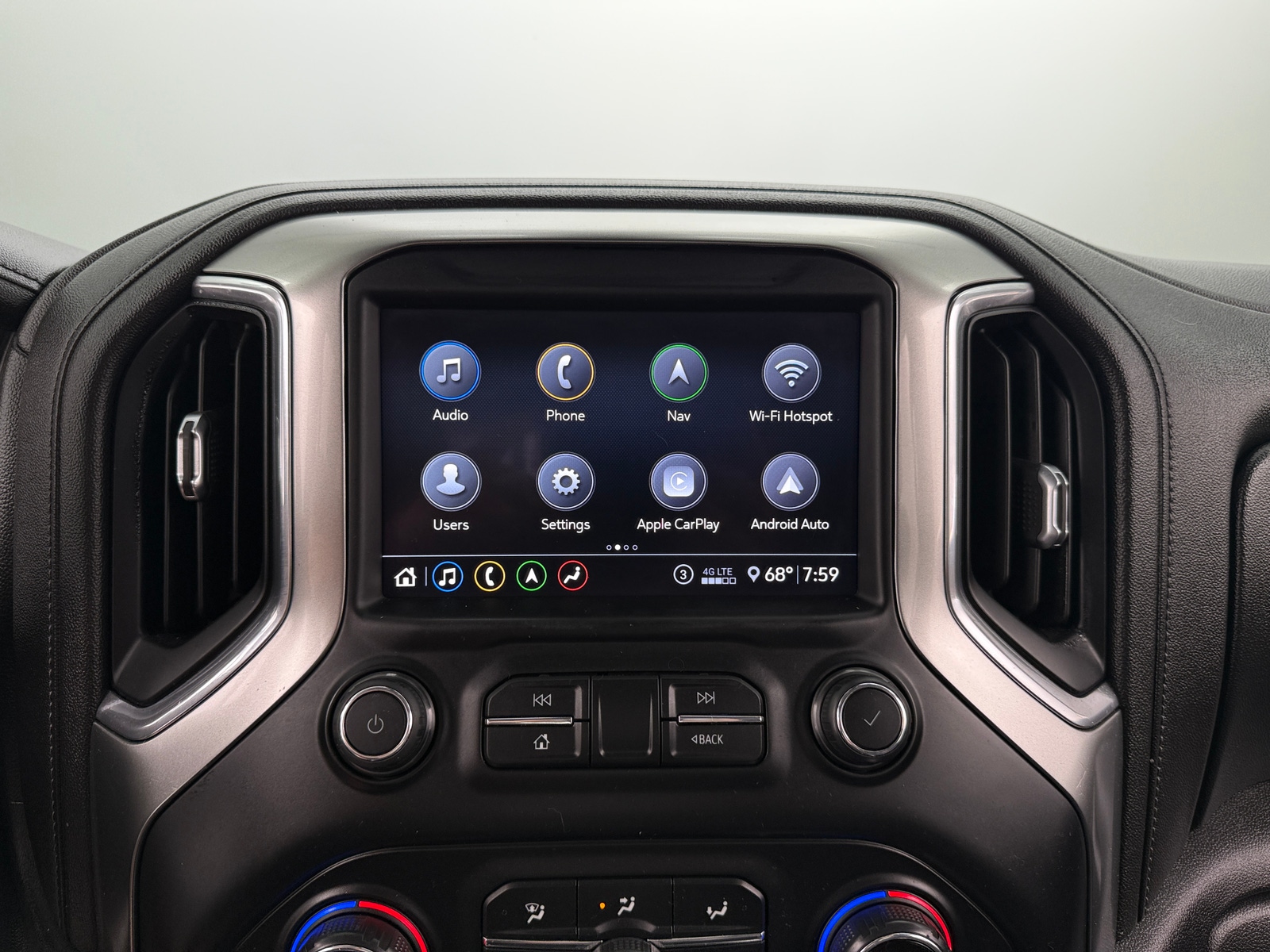 Thumbnail: 2020 Chevrolet Silverado 1500 - 3