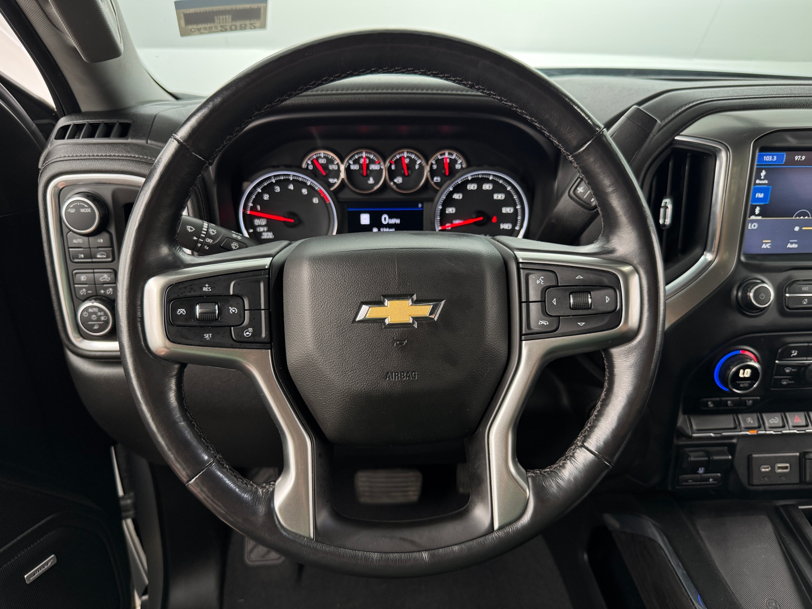 Thumbnail: 2020 Chevrolet Silverado 1500 - 4