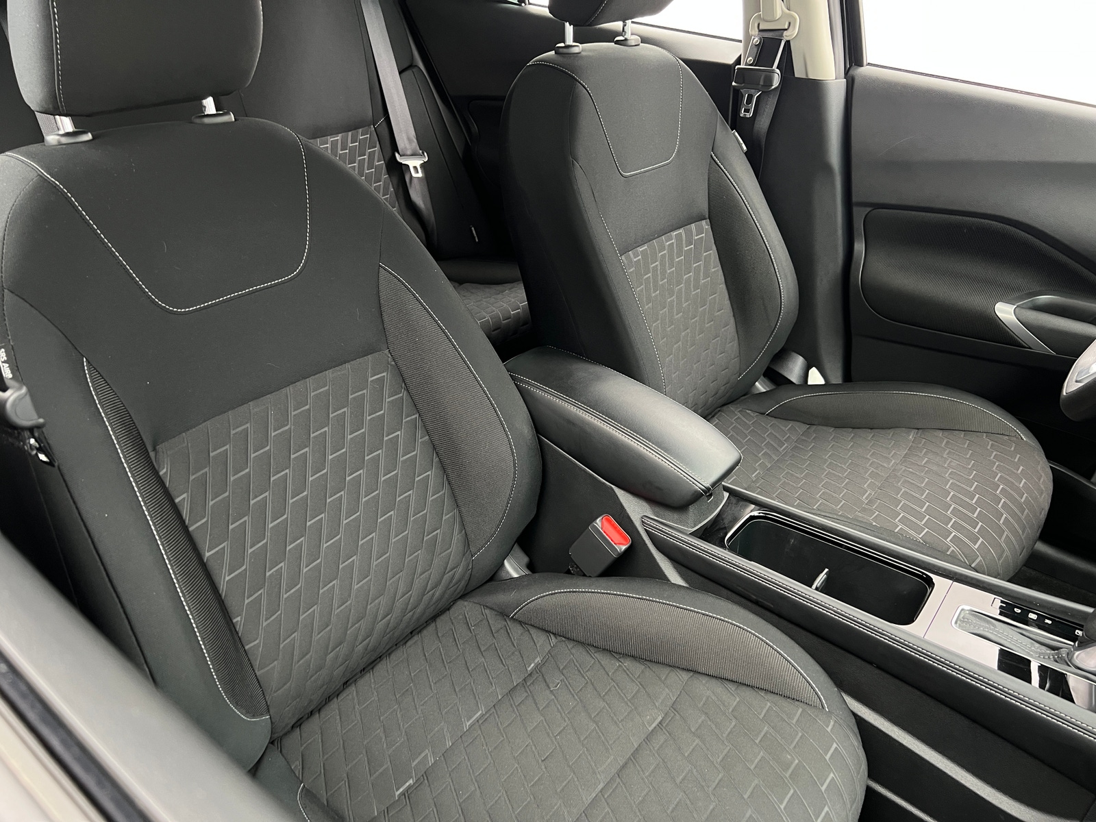 Thumbnail: 2021 Nissan Kicks - 2