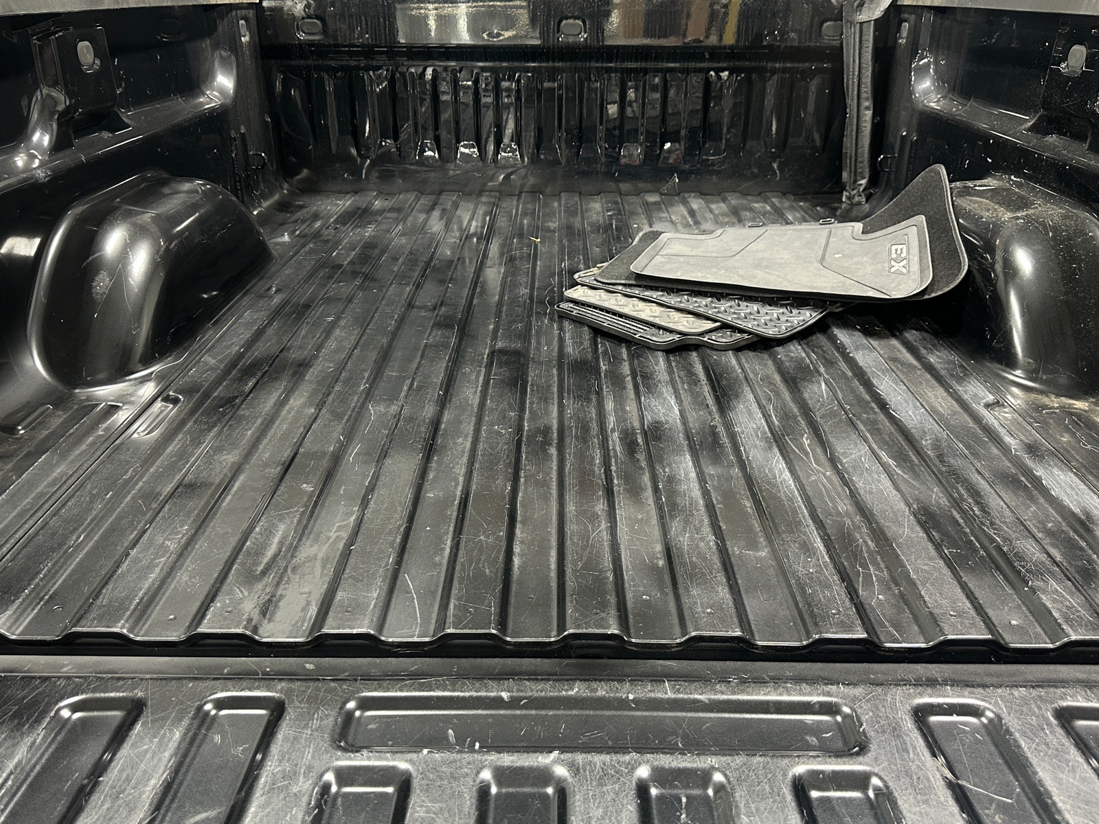 Thumbnail: 2017 Chevrolet Silverado 1500 - 7