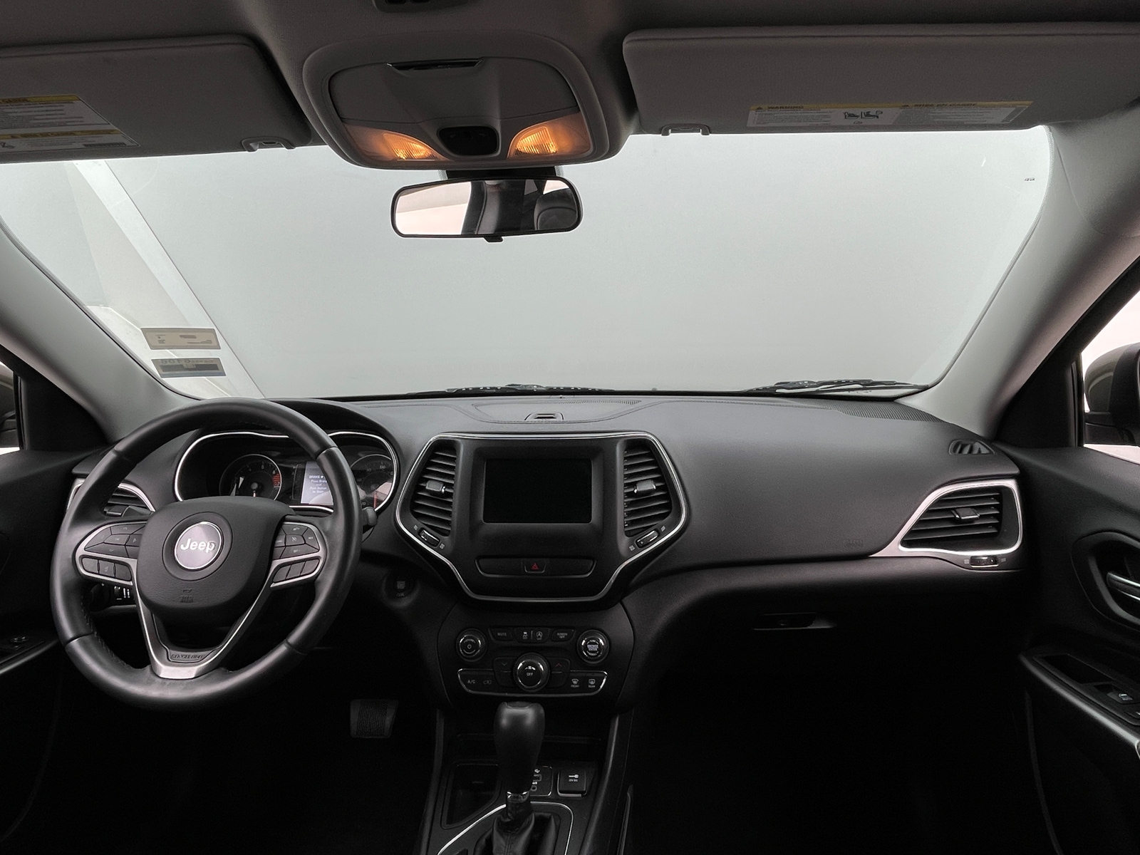 Thumbnail: 2019 Jeep Cherokee - 2