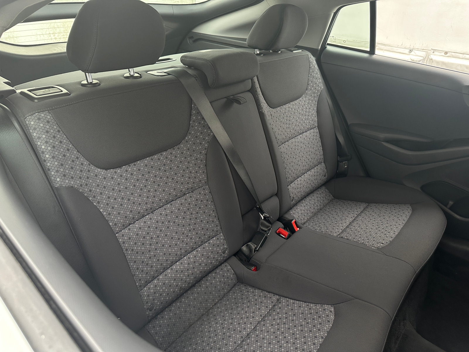 Thumbnail: 2019 Hyundai Ioniq - 6