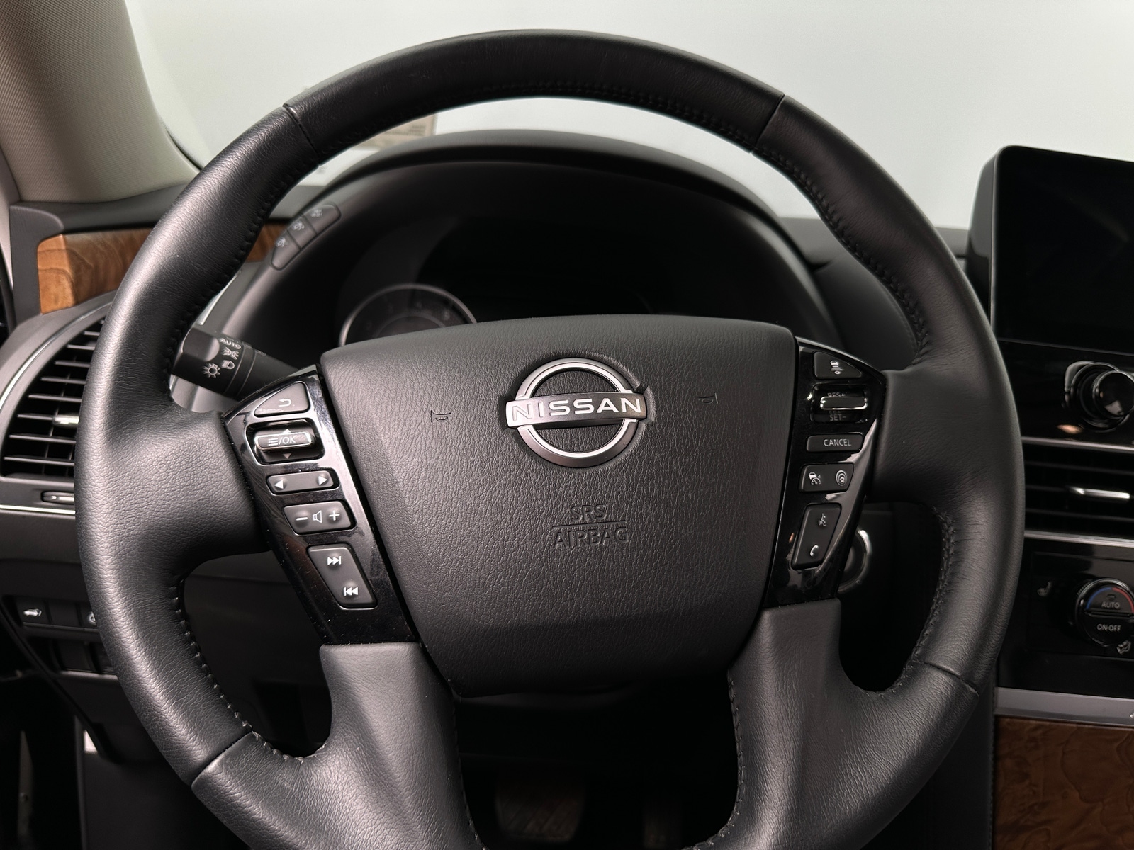 Thumbnail: 2024 Nissan Armada - 4