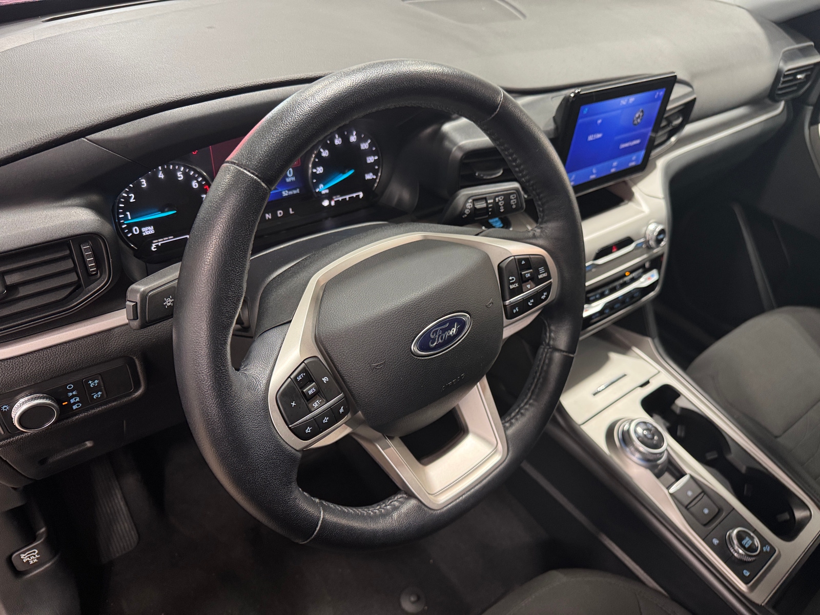 Thumbnail: 2021 Ford Explorer - 3