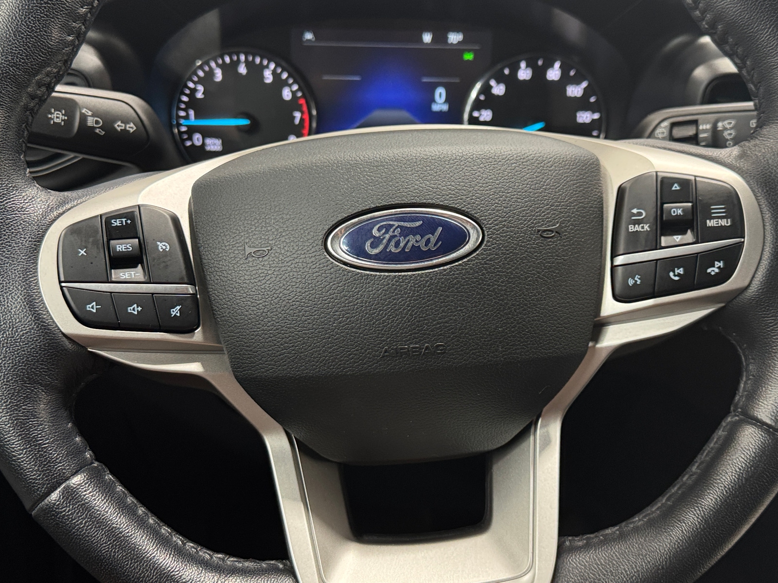 Thumbnail: 2021 Ford Explorer - 5