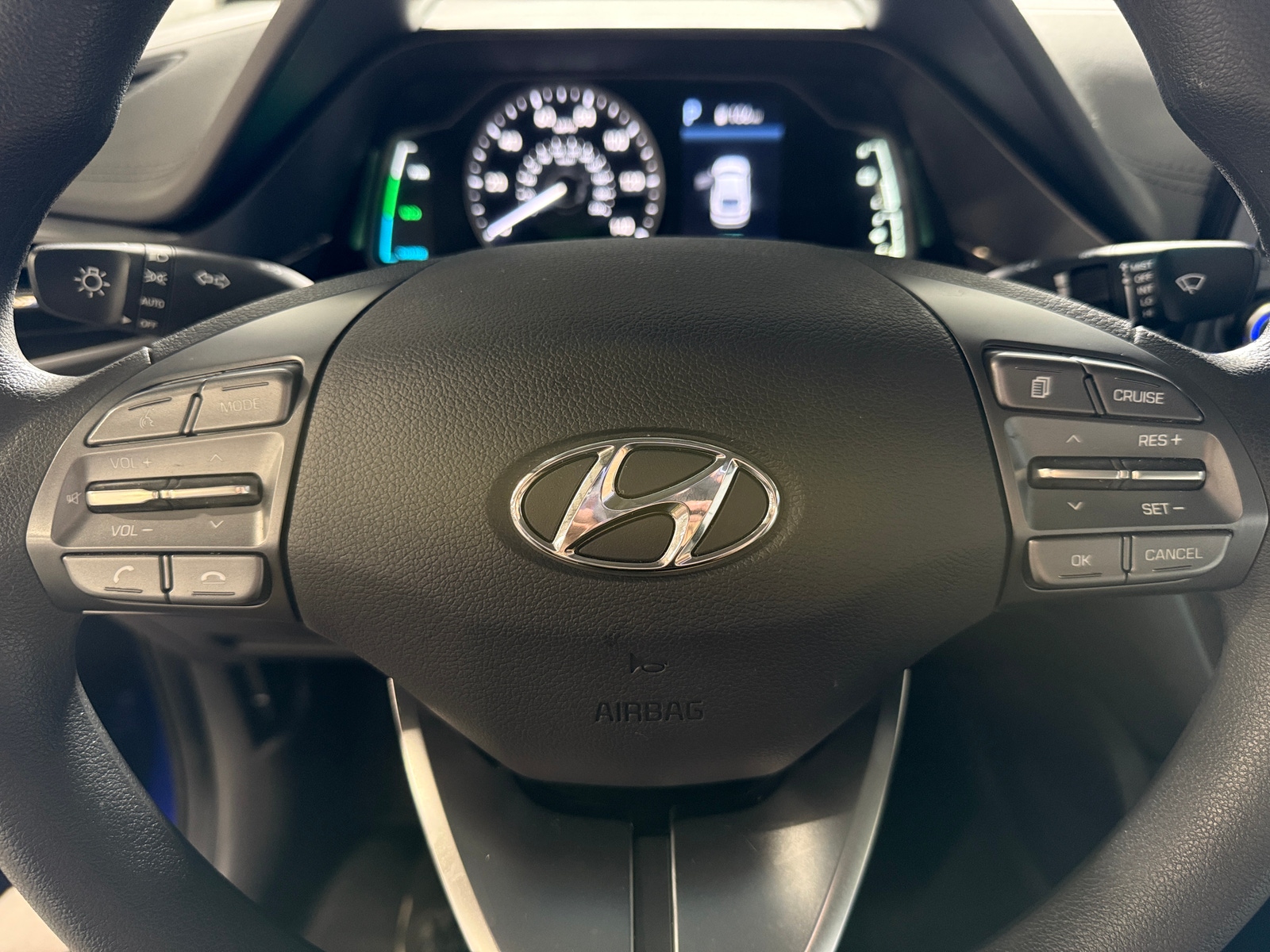 Thumbnail: 2022 Hyundai Ioniq - 5
