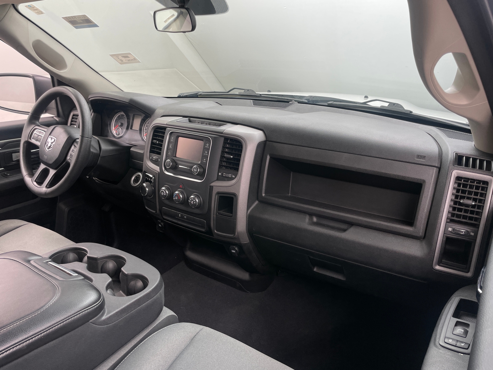 Thumbnail: 2022 RAM 1500 Classic - 3