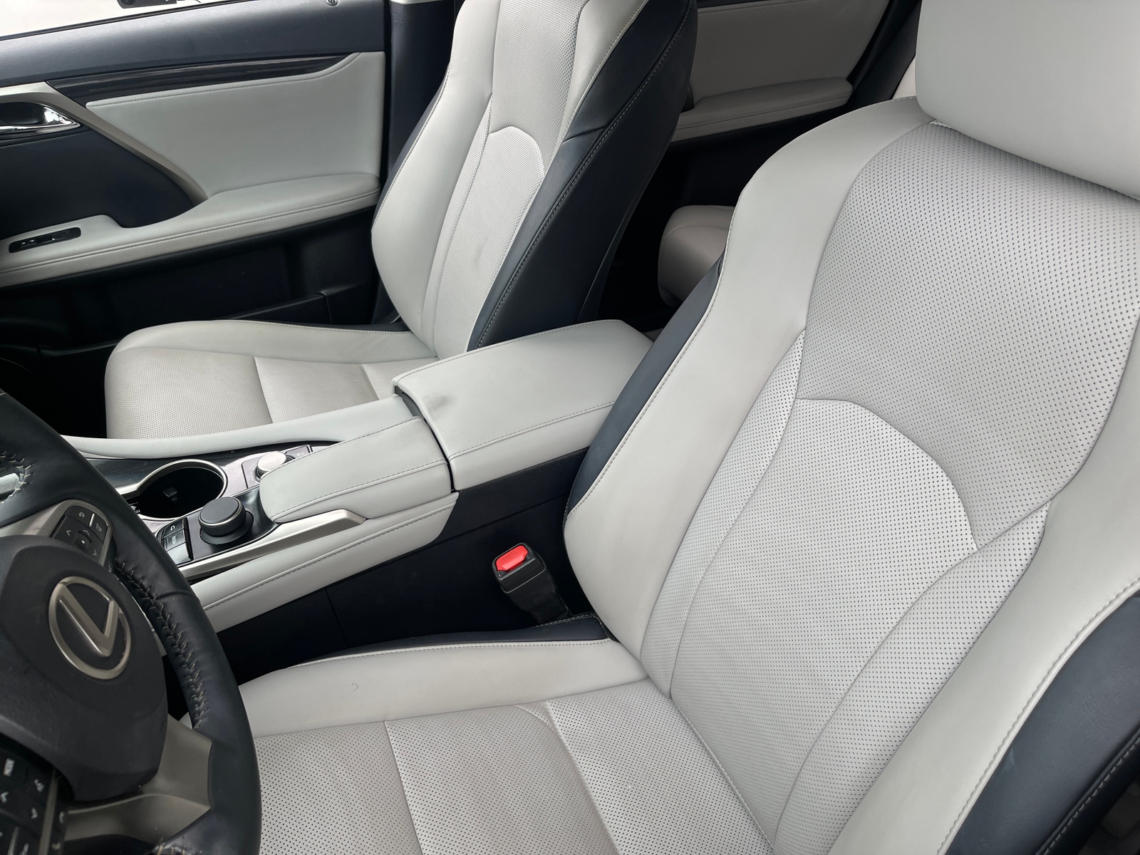 Thumbnail: 2018 Lexus RX - 2