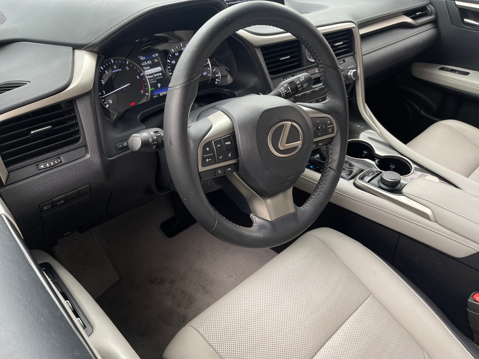 Thumbnail: 2018 Lexus RX - 3