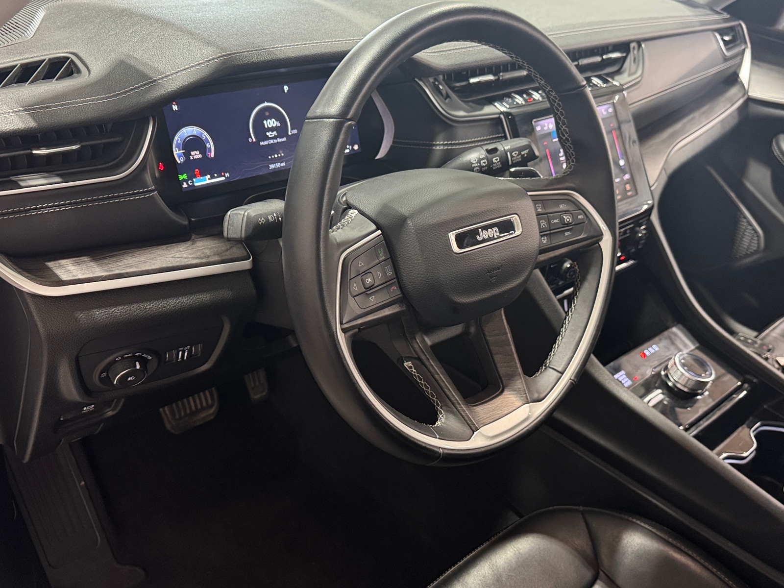 Thumbnail: 2022 Jeep Grand Cherokee L - 2