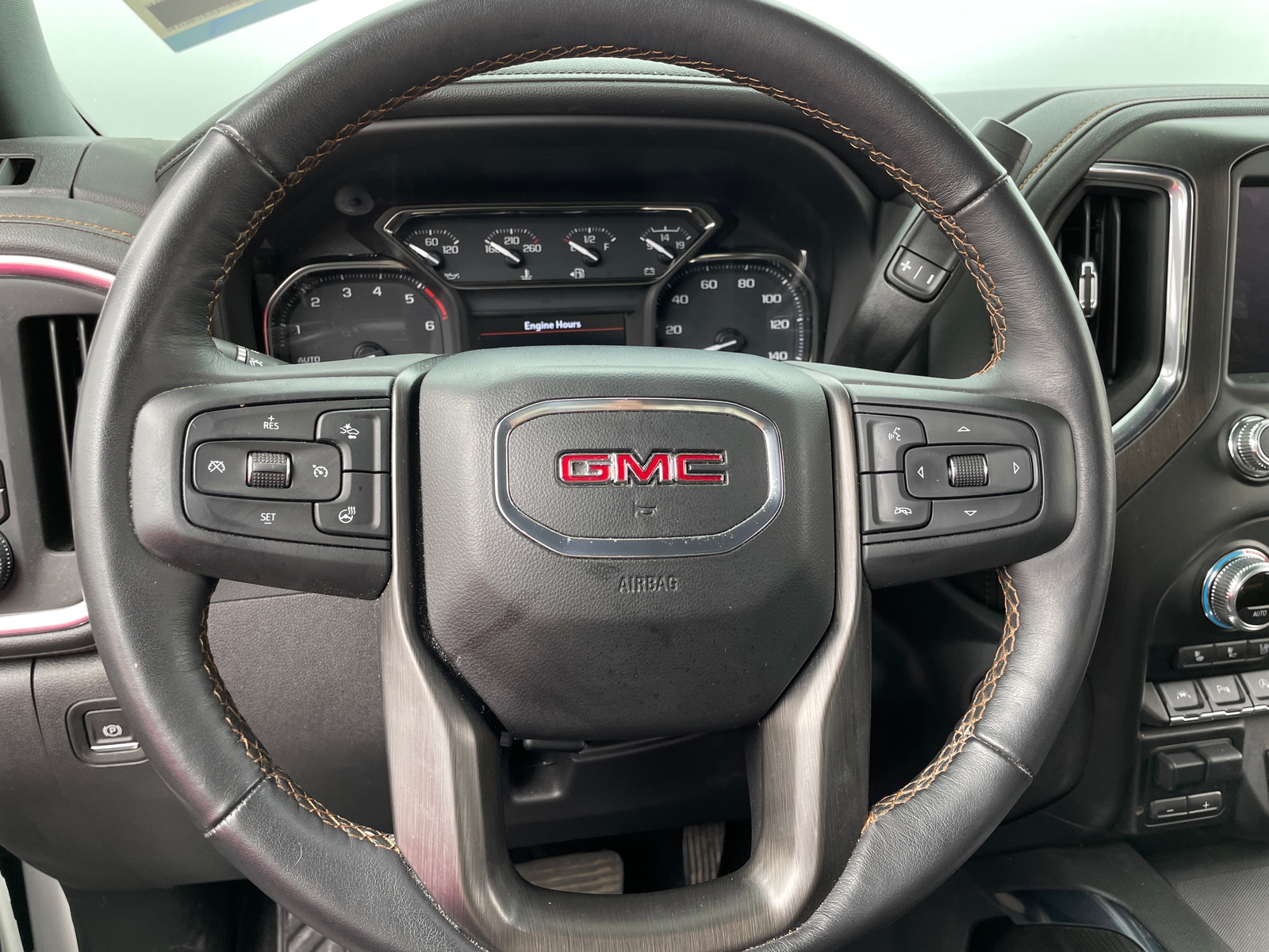 Thumbnail: 2022 GMC Sierra 1500 - 4