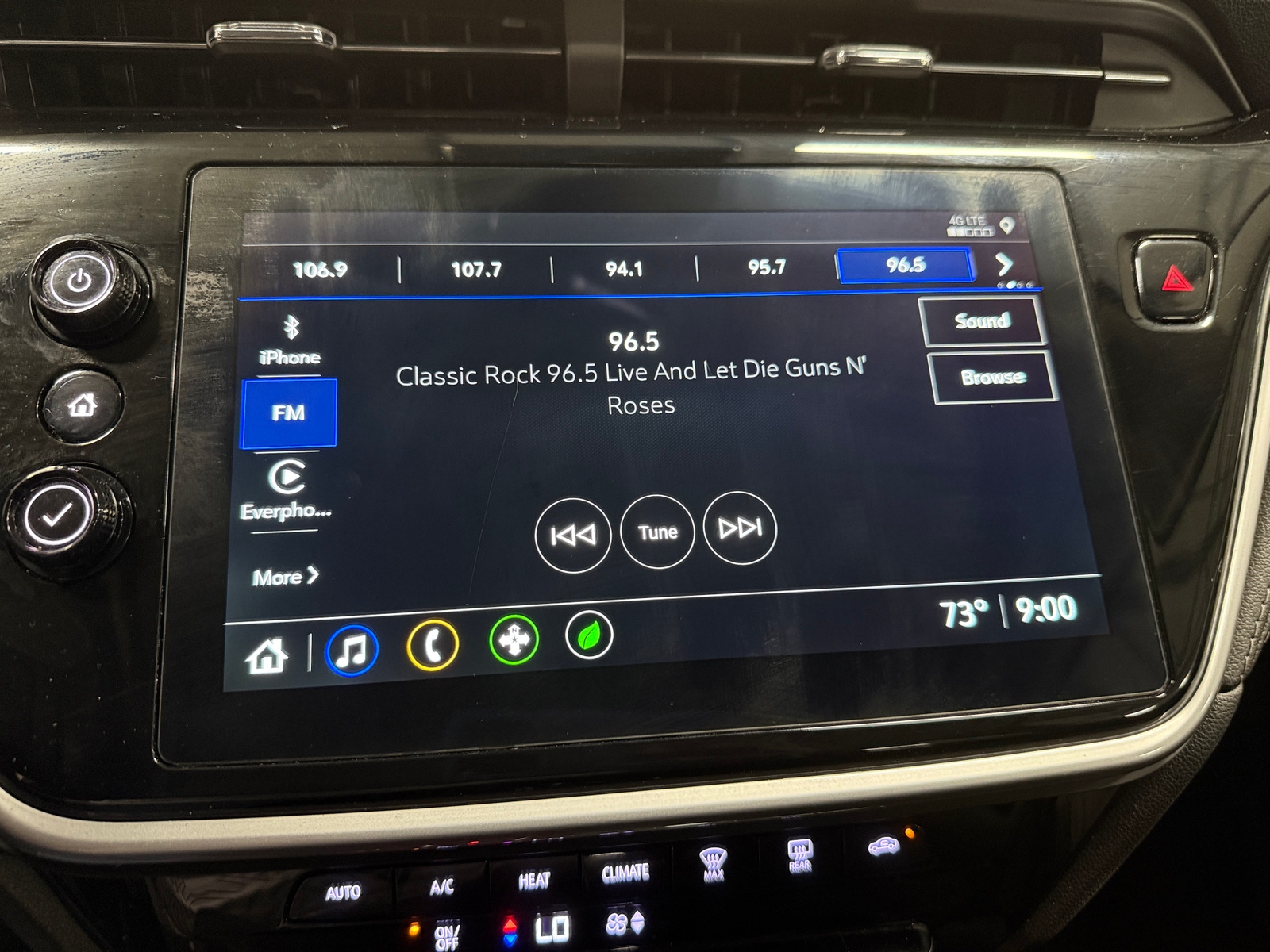 Thumbnail: 2023 Chevrolet Bolt EUV - 4