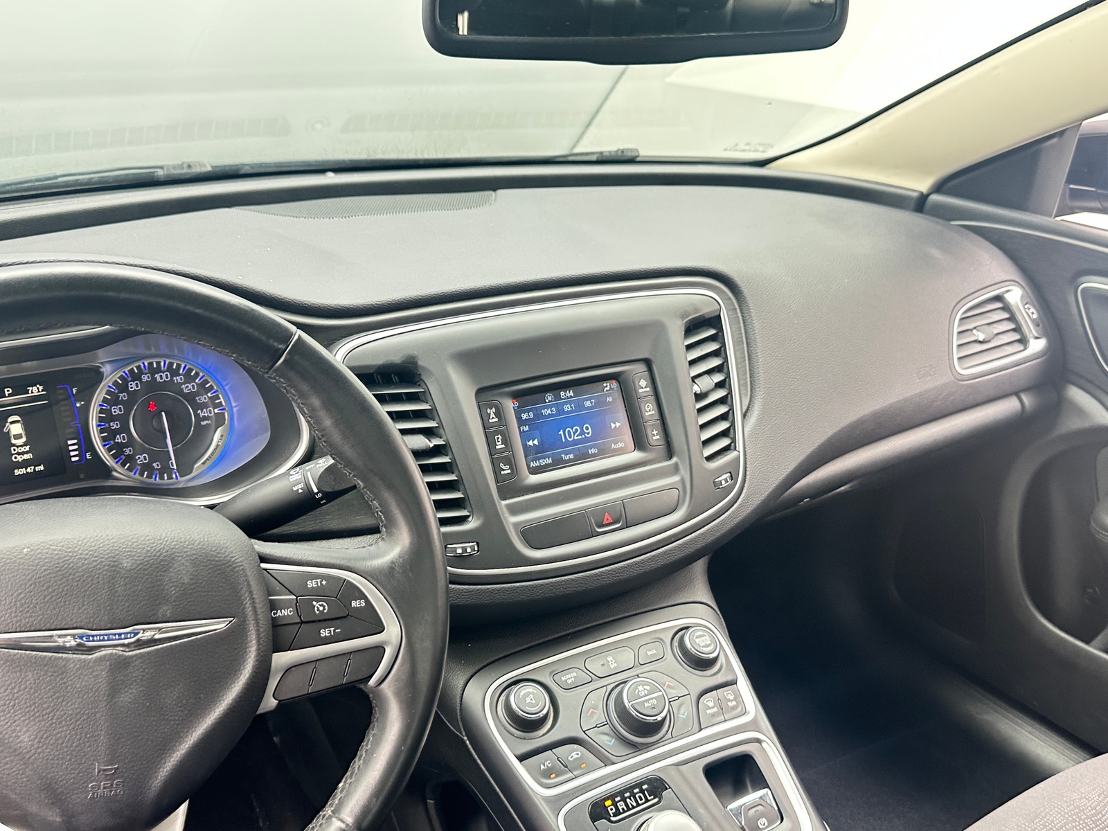 Thumbnail: 2015 Chrysler 200 - 3