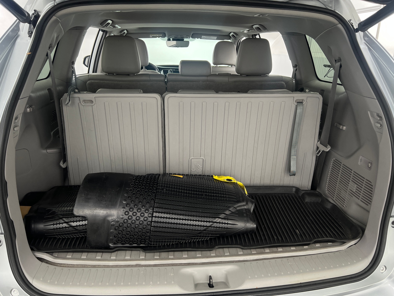 Thumbnail: 2019 Toyota Highlander - 6