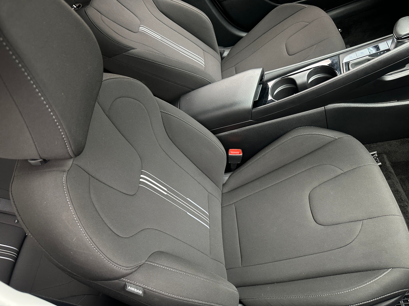 Thumbnail: 2024 Hyundai Elantra - 2