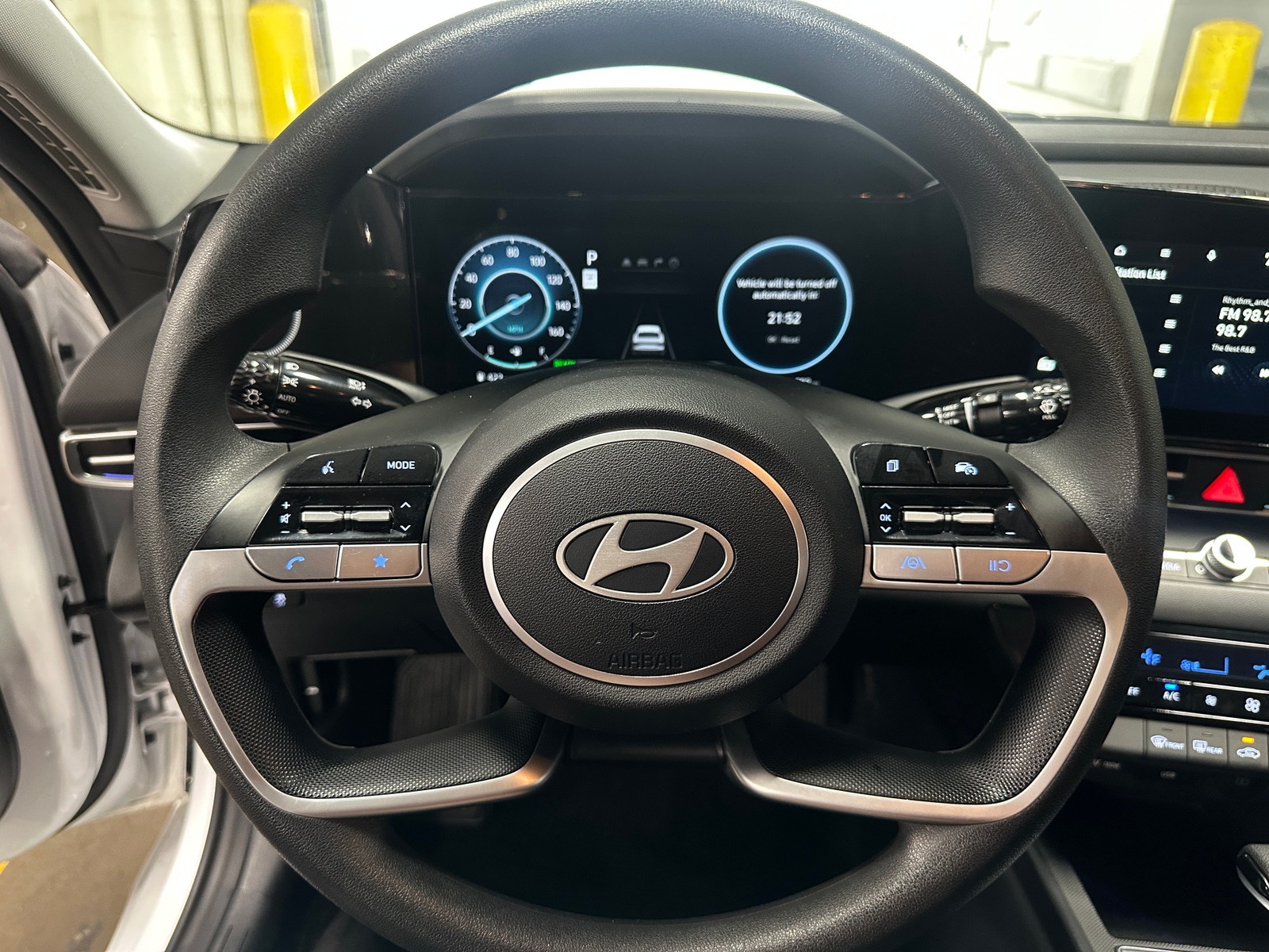 Thumbnail: 2024 Hyundai Elantra - 5