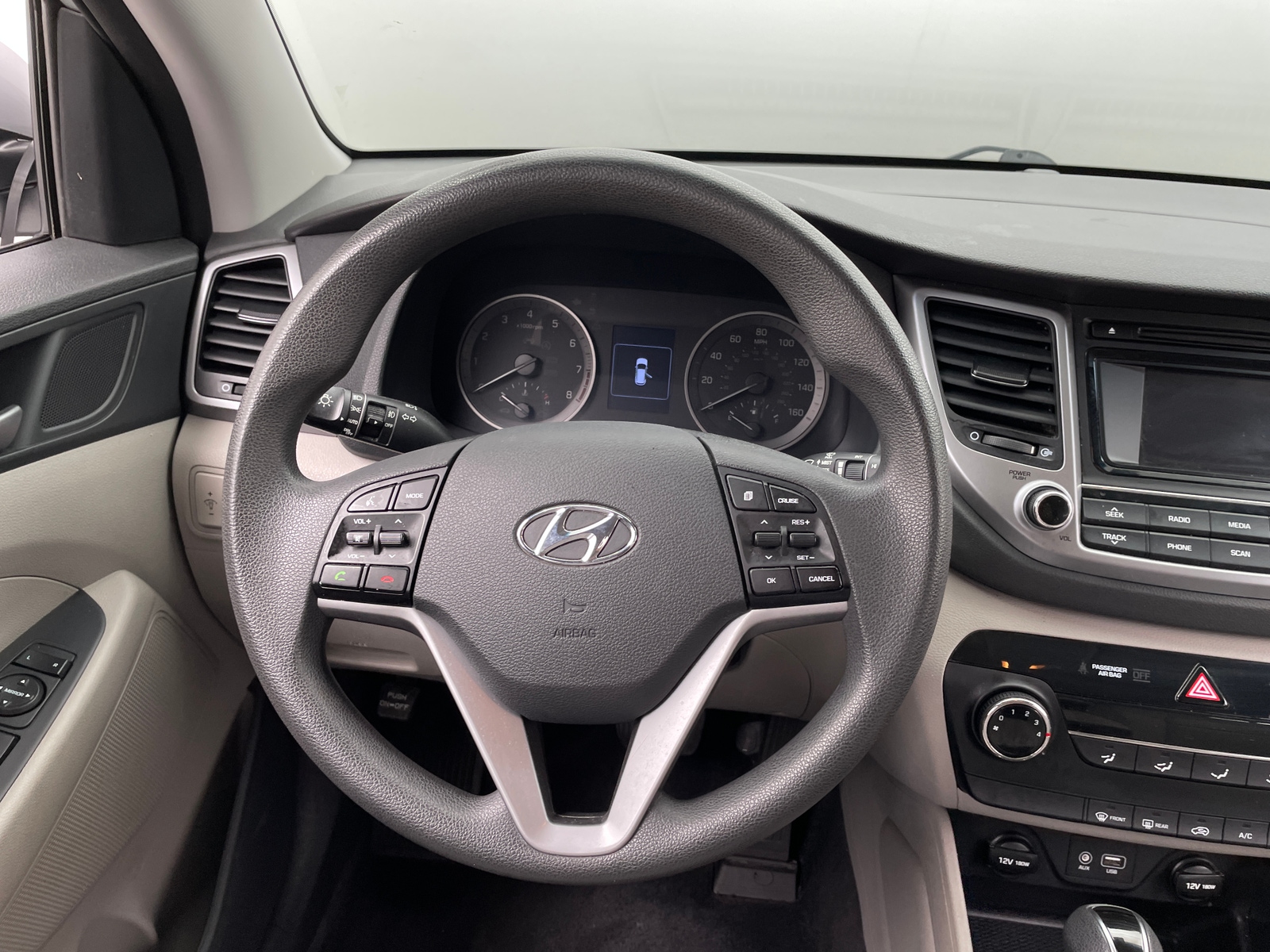 Thumbnail: 2017 Hyundai Tucson - 5