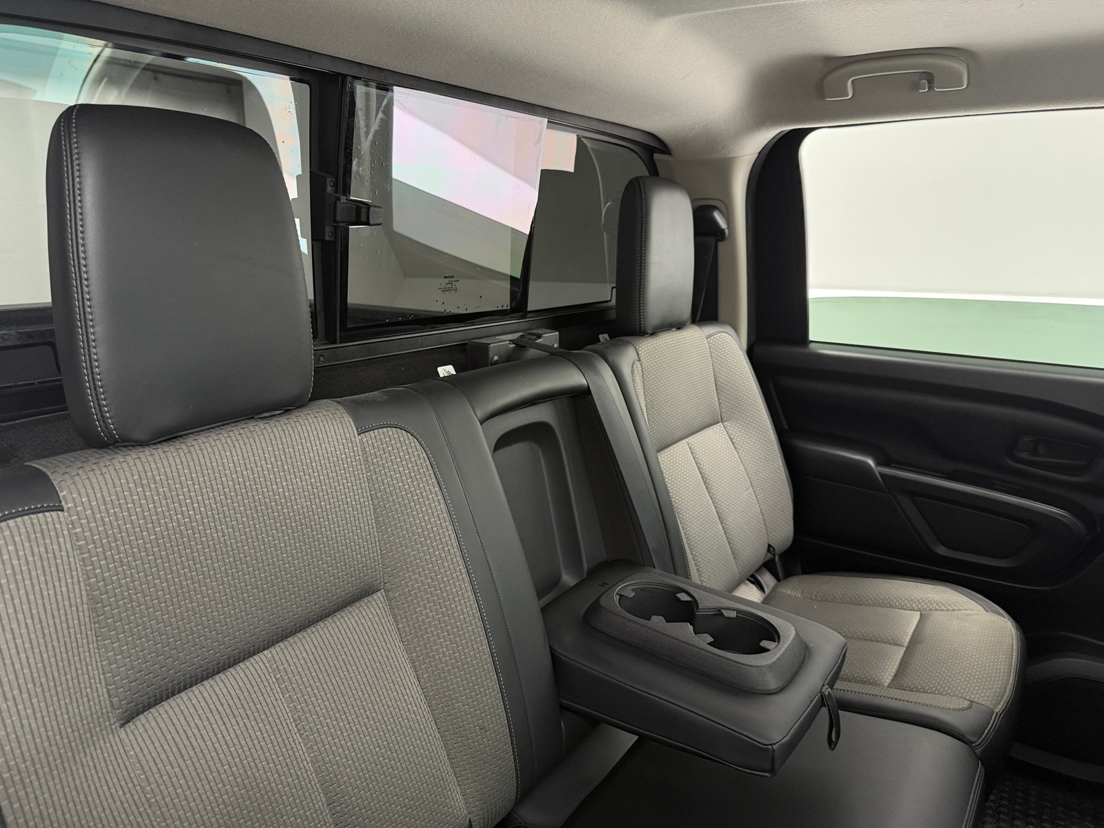 Thumbnail: 2017 Nissan Titan - 6