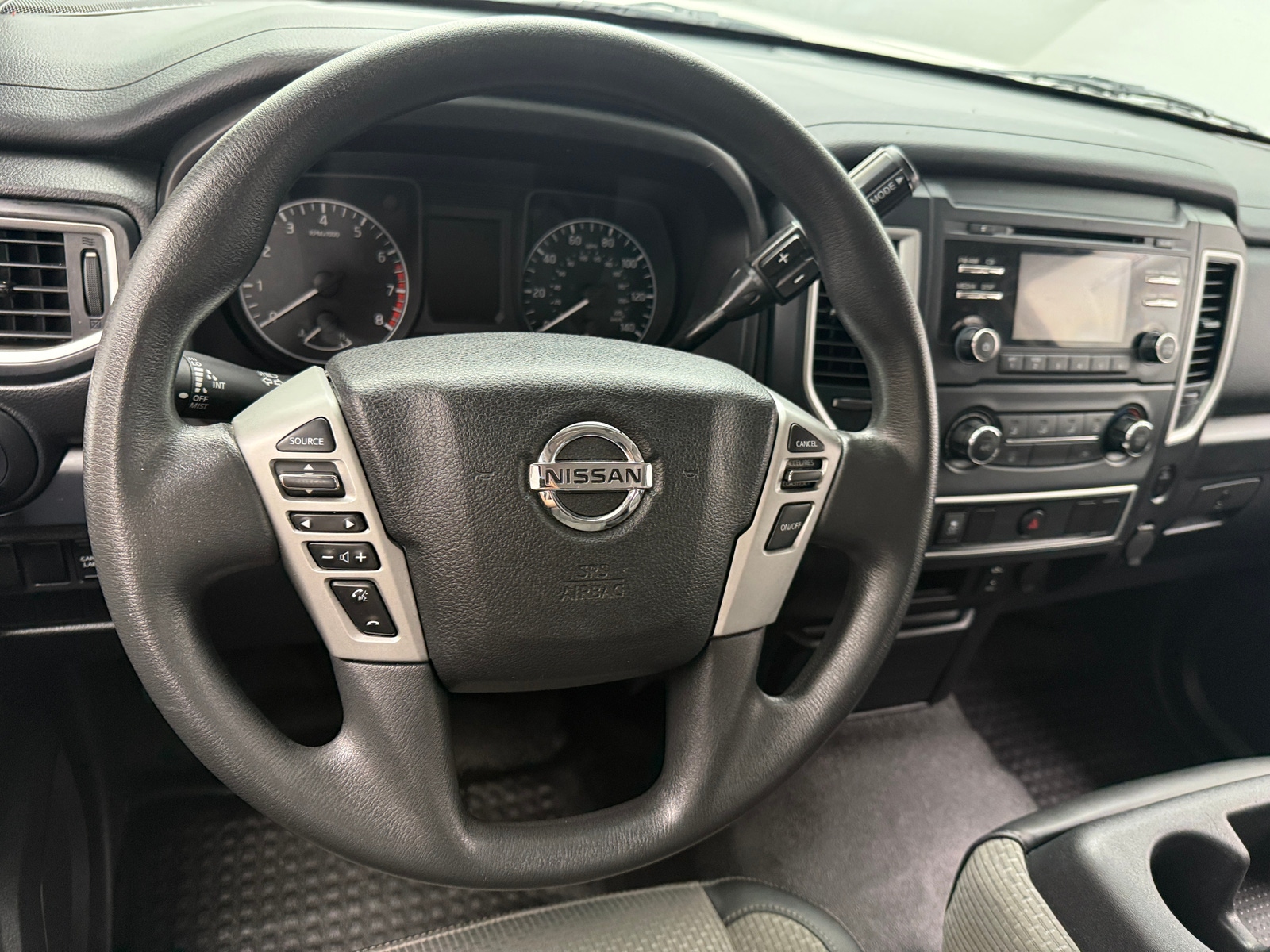 Thumbnail: 2017 Nissan Titan - 5