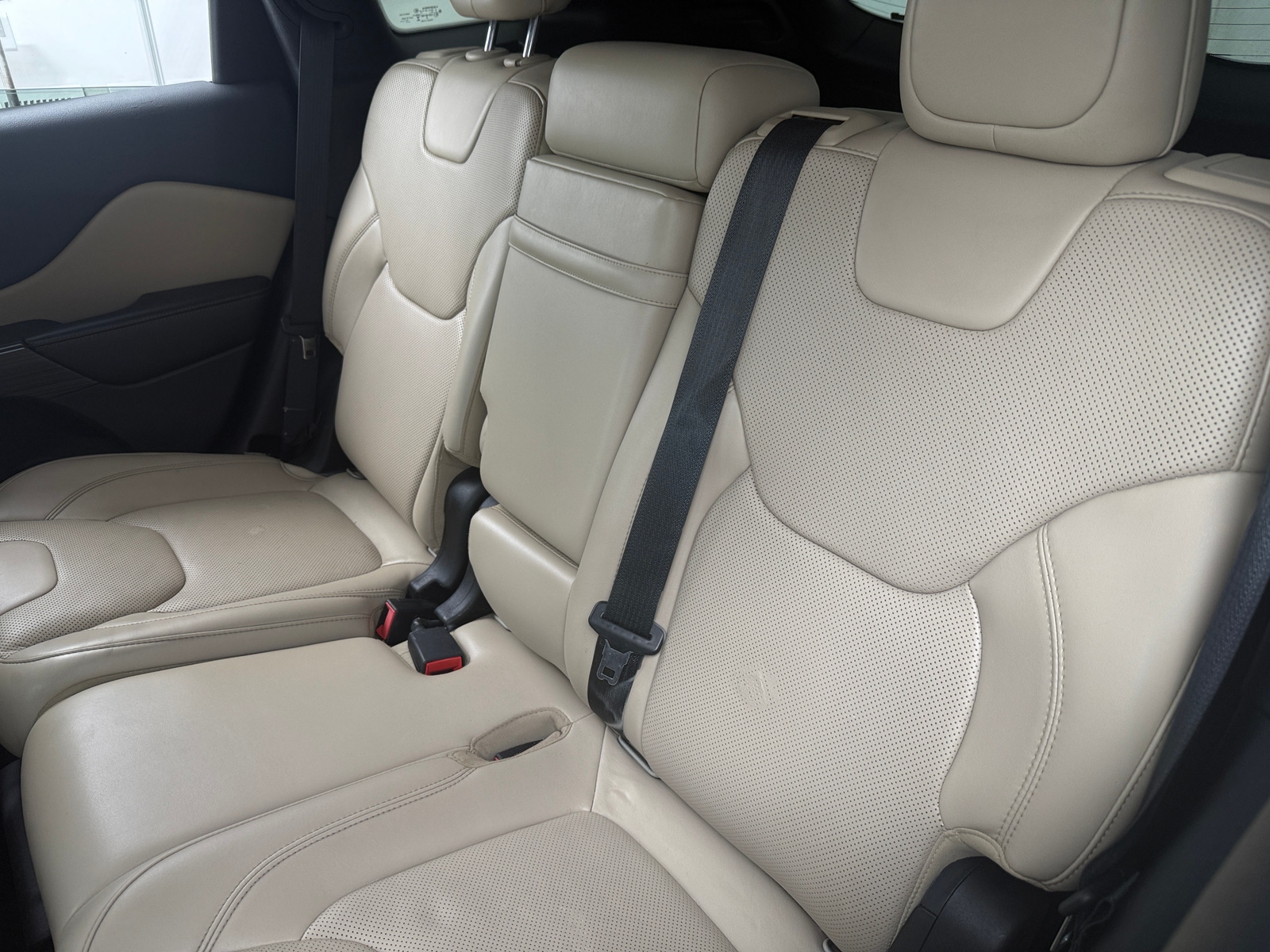 Thumbnail: 2016 Jeep Cherokee - 5