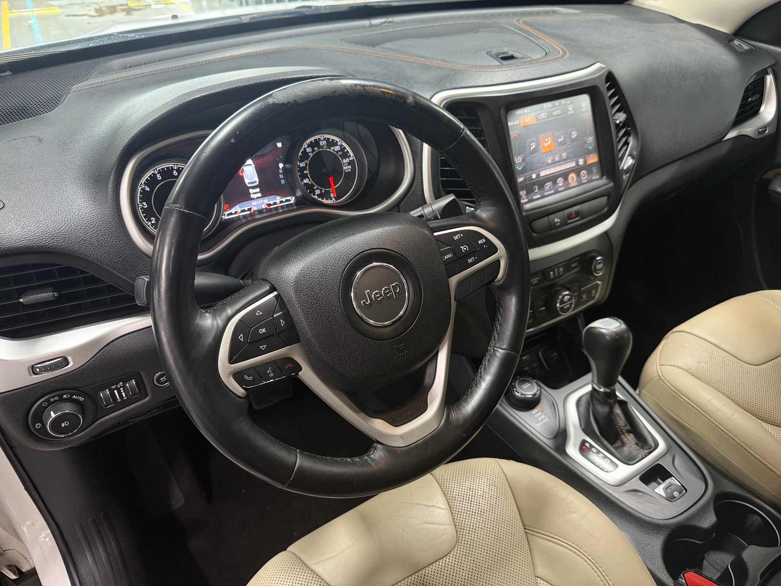 Thumbnail: 2016 Jeep Cherokee - 2