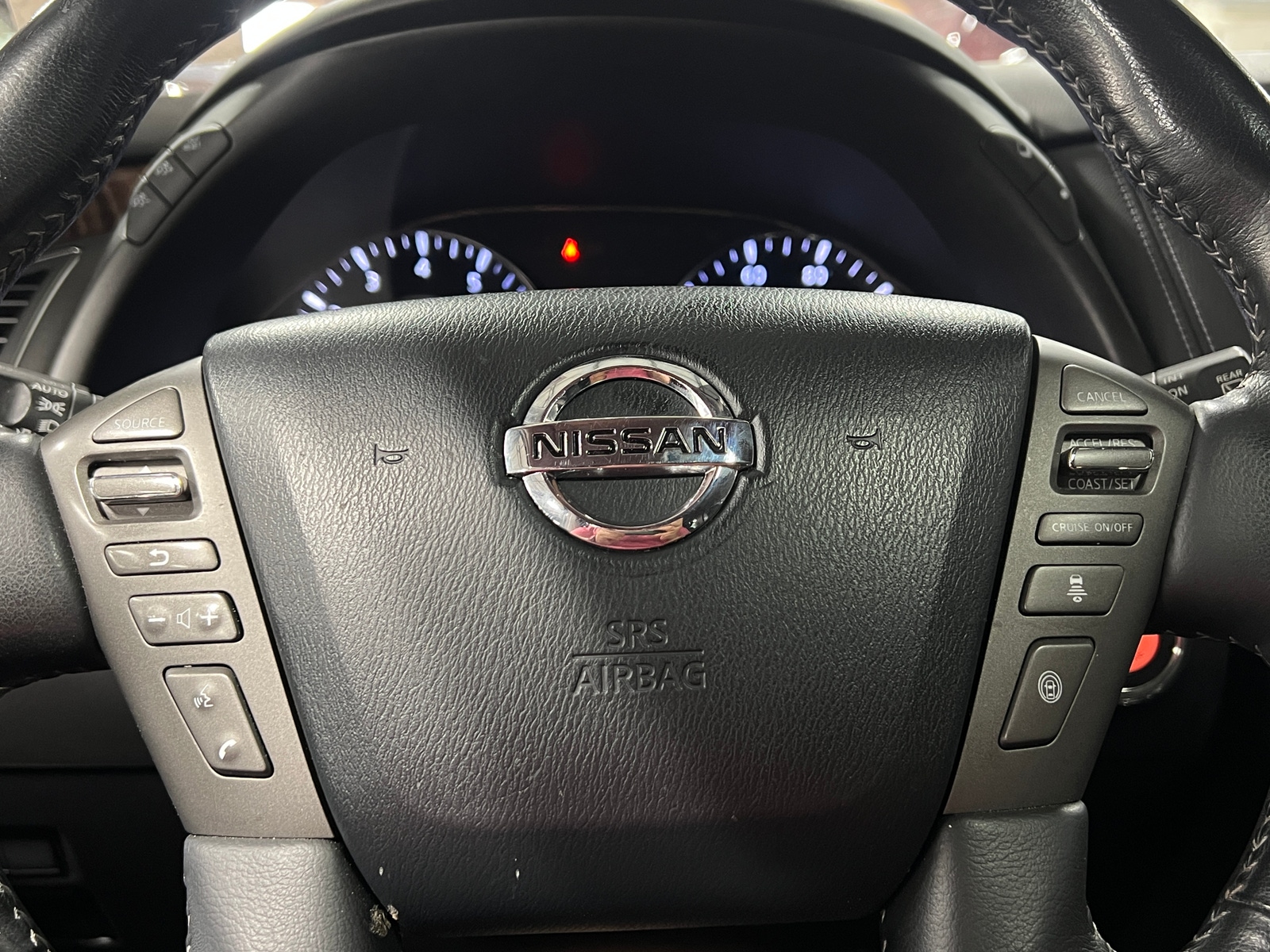 Thumbnail: 2018 Nissan Armada - 4