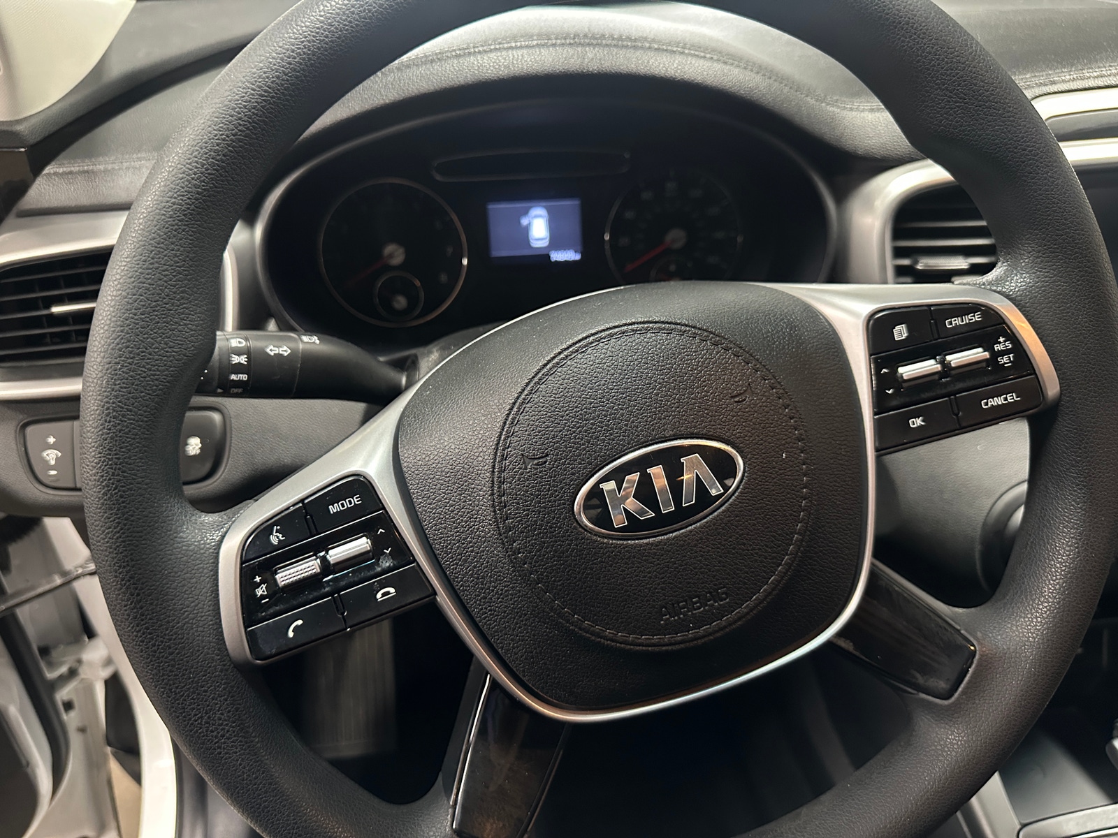 Thumbnail: 2020 Kia Sorento - 5