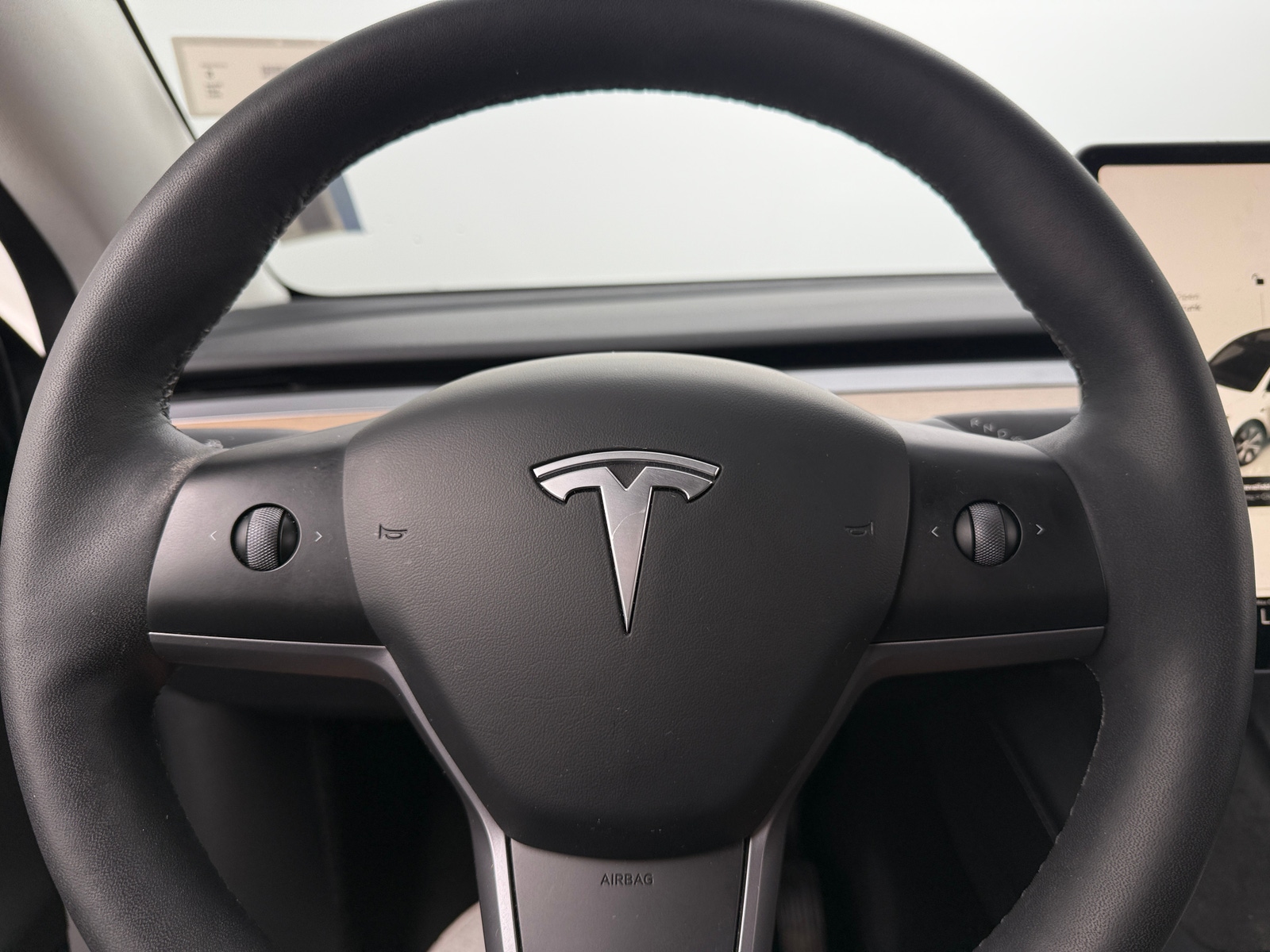 Thumbnail: 2023 Tesla Model Y - 4