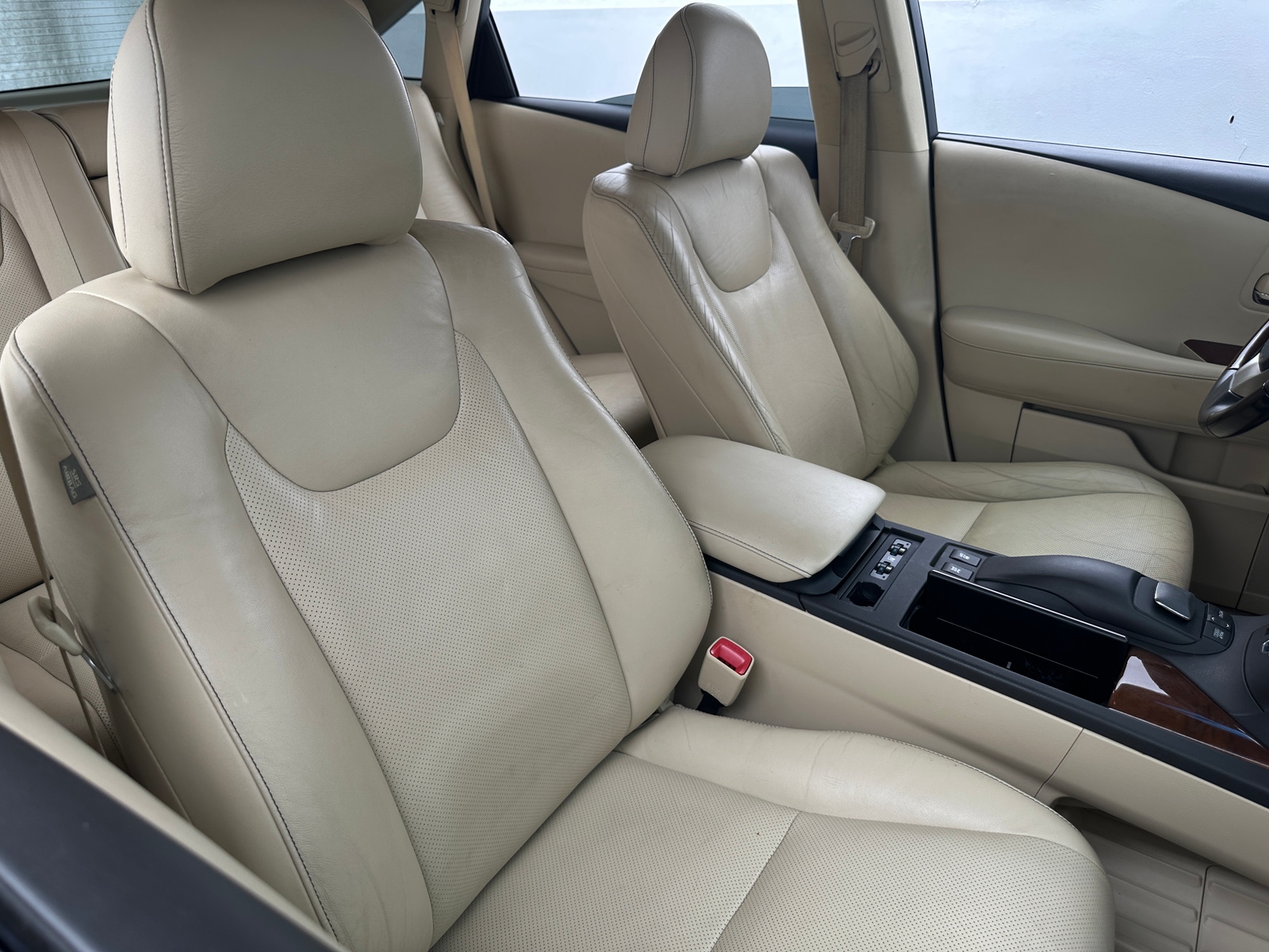 Thumbnail: 2014 Lexus RX - 2