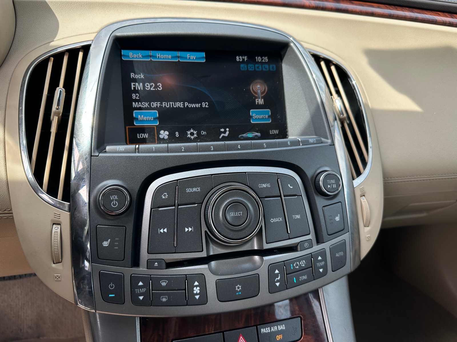Thumbnail: 2012 Buick LaCrosse - 3