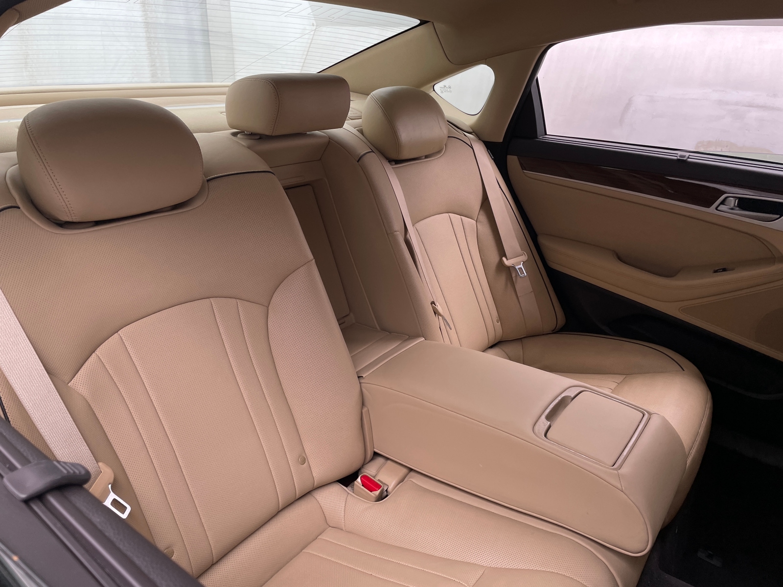Thumbnail: 2015 Hyundai Genesis - 5