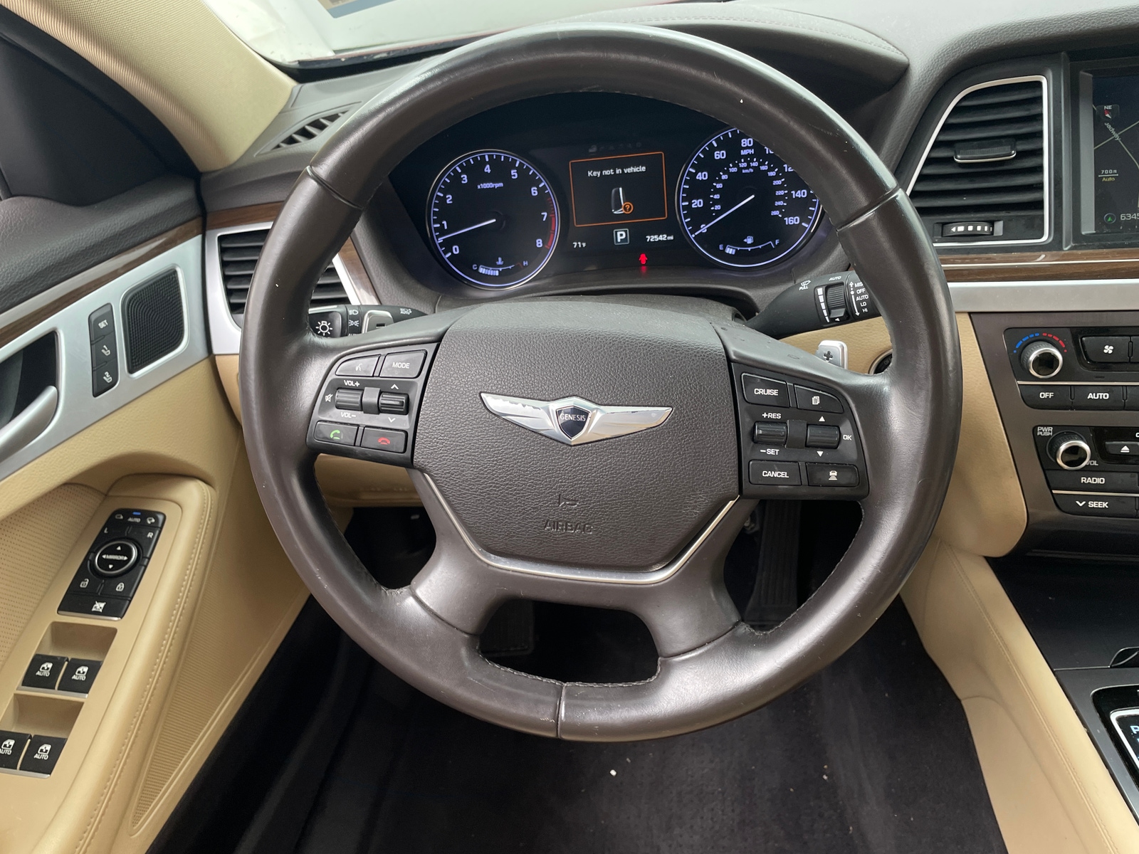 Thumbnail: 2015 Hyundai Genesis - 4
