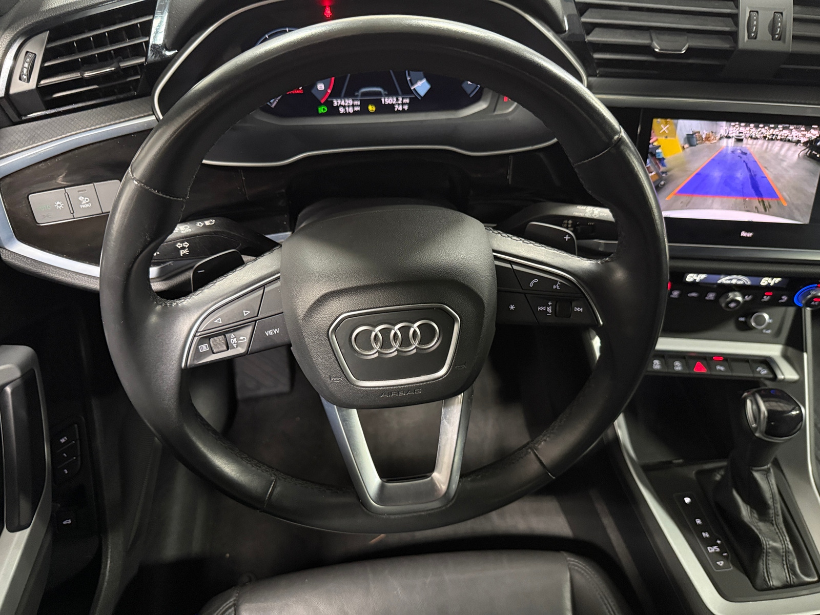 Thumbnail: 2023 Audi Q3 - 4