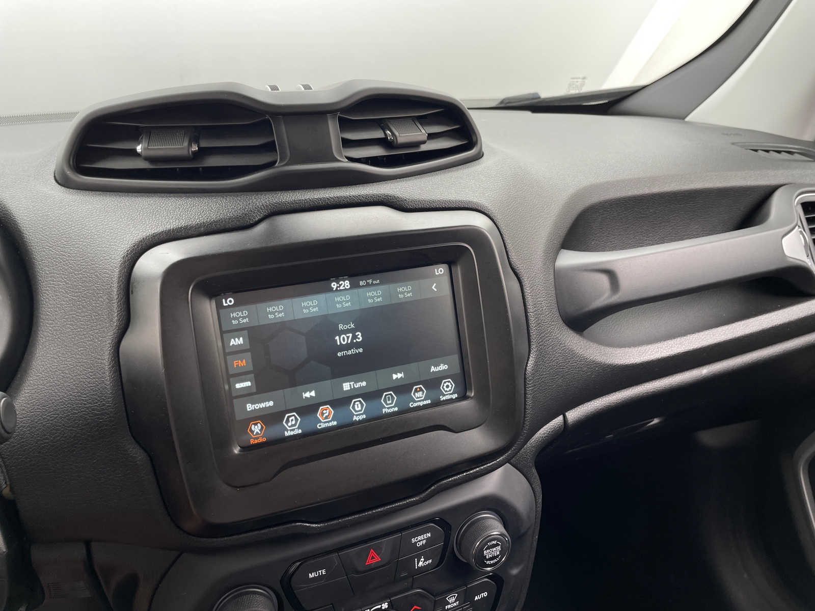 Thumbnail: 2021 Jeep Renegade - 4