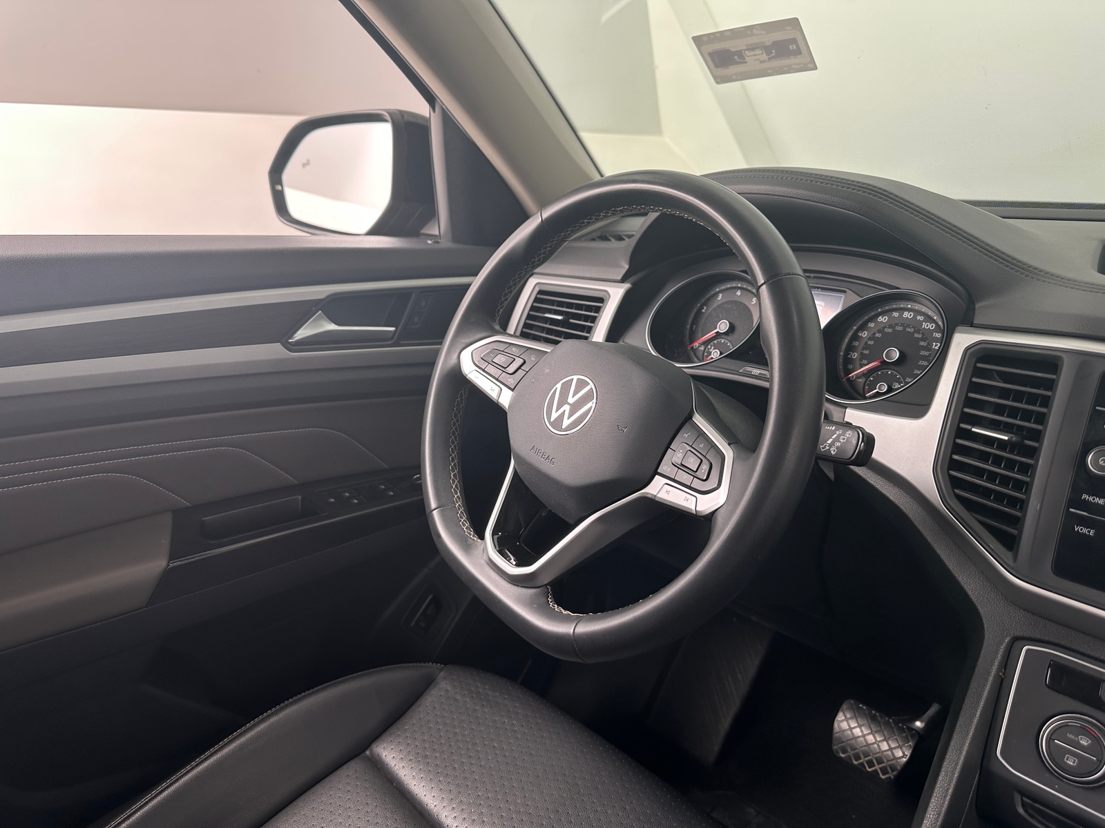 Thumbnail: 2021 Volkswagen Atlas - 4