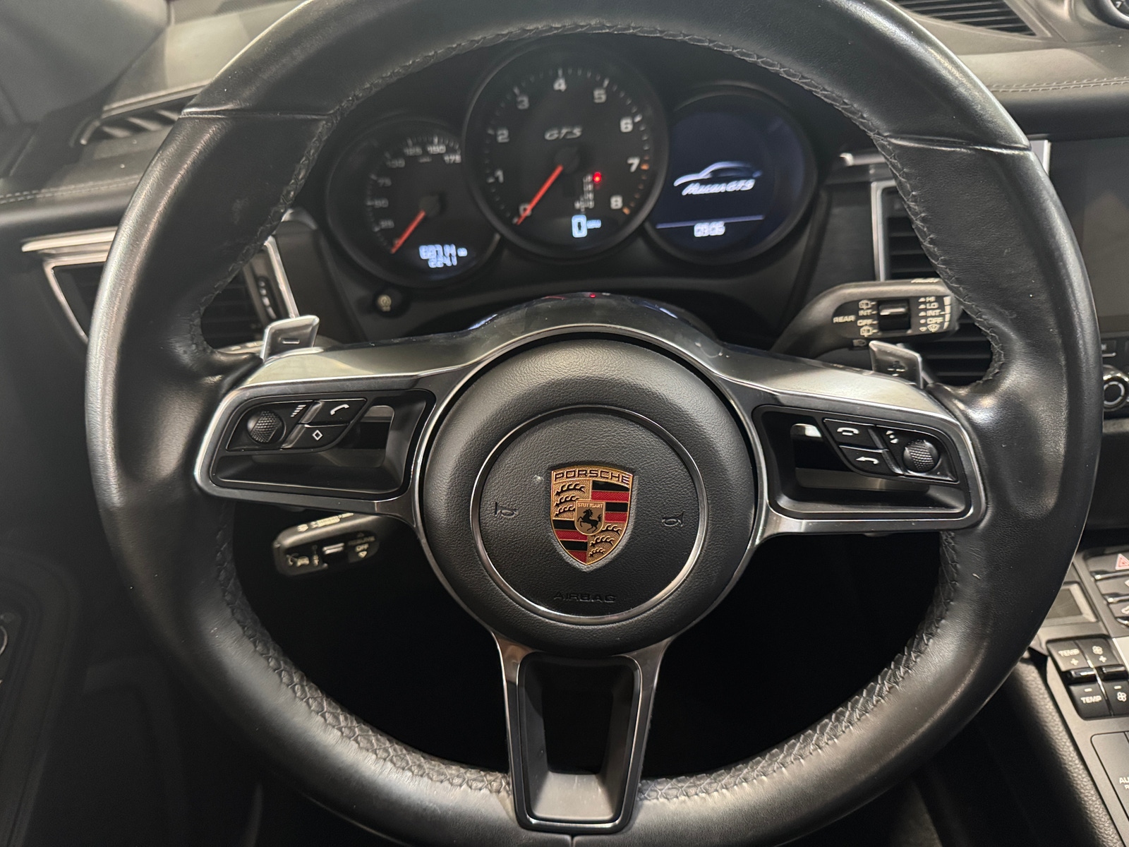 Thumbnail: 2018 Porsche Macan - 4