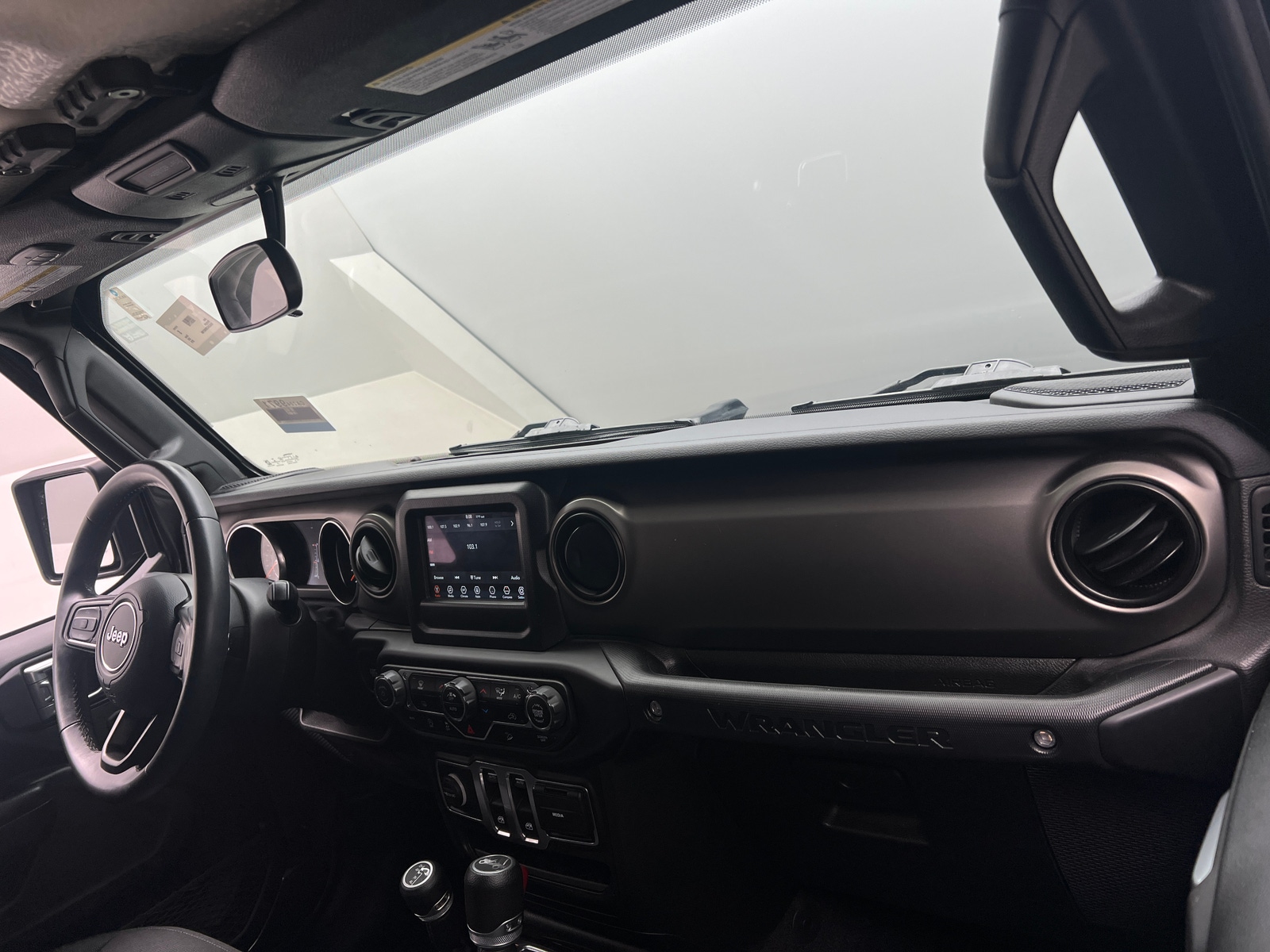 Thumbnail: 2019 Jeep Wrangler - 3