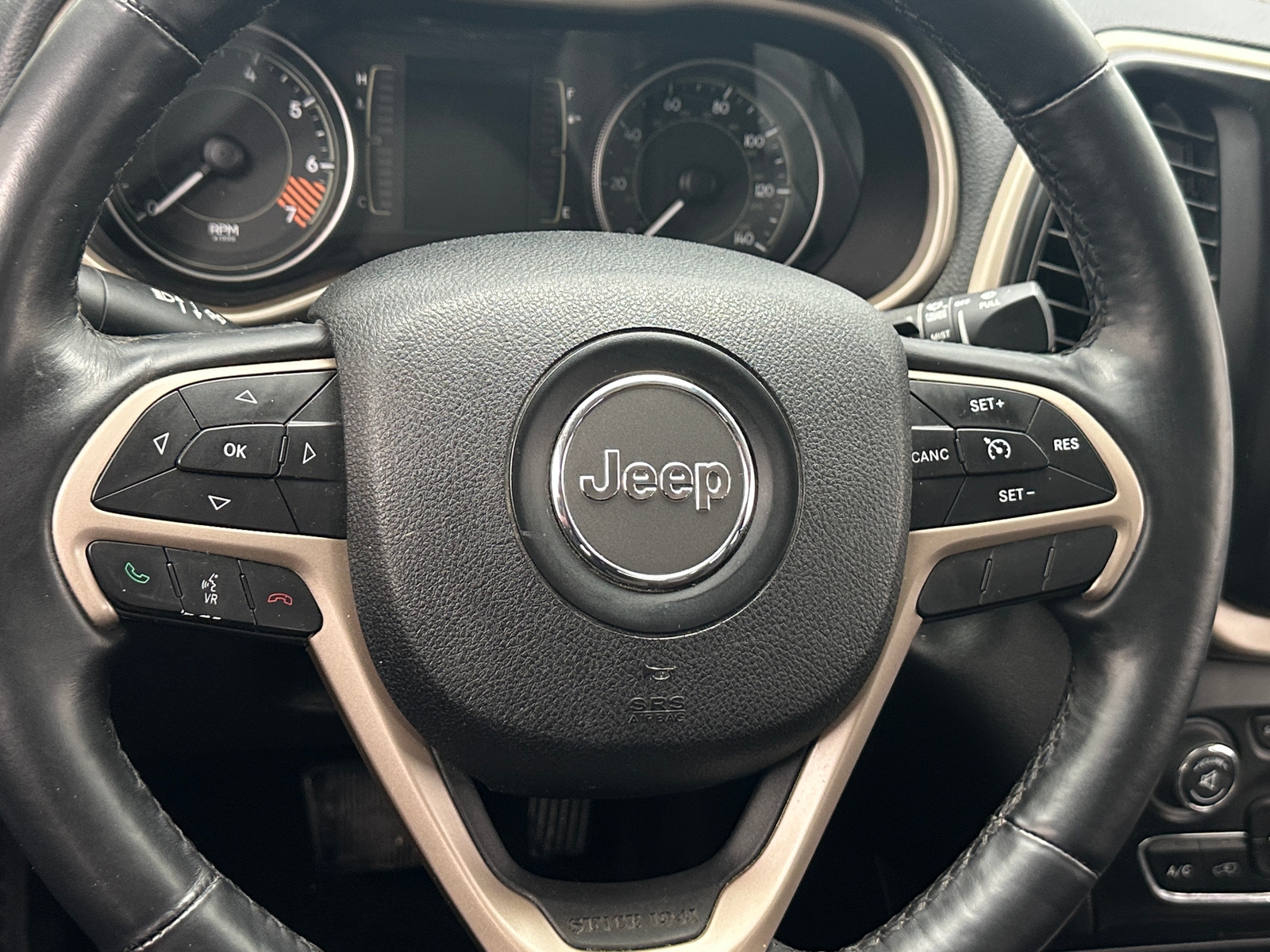 Thumbnail: 2014 Jeep Cherokee - 5