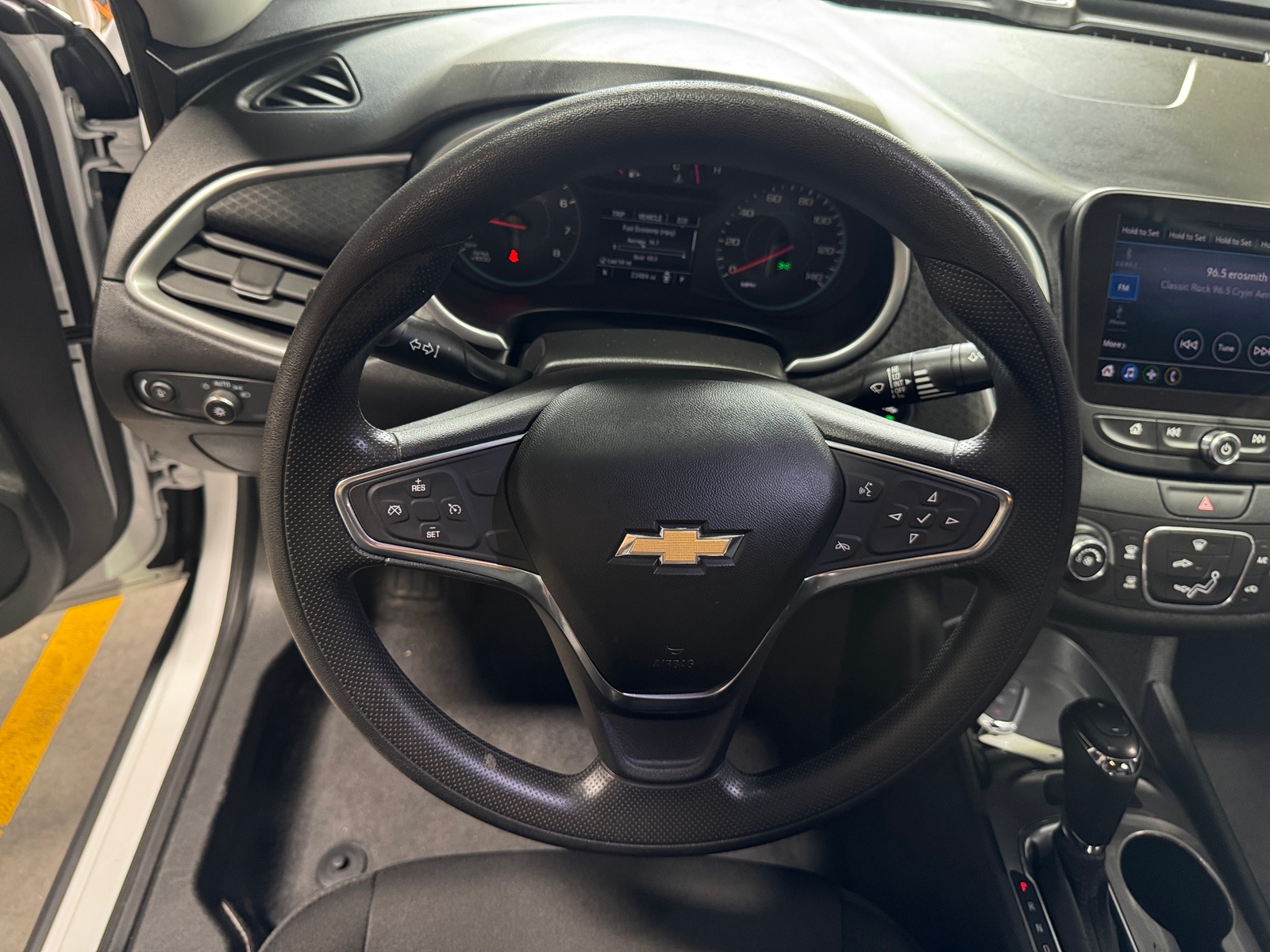 Thumbnail: 2019 Chevrolet Malibu - 5