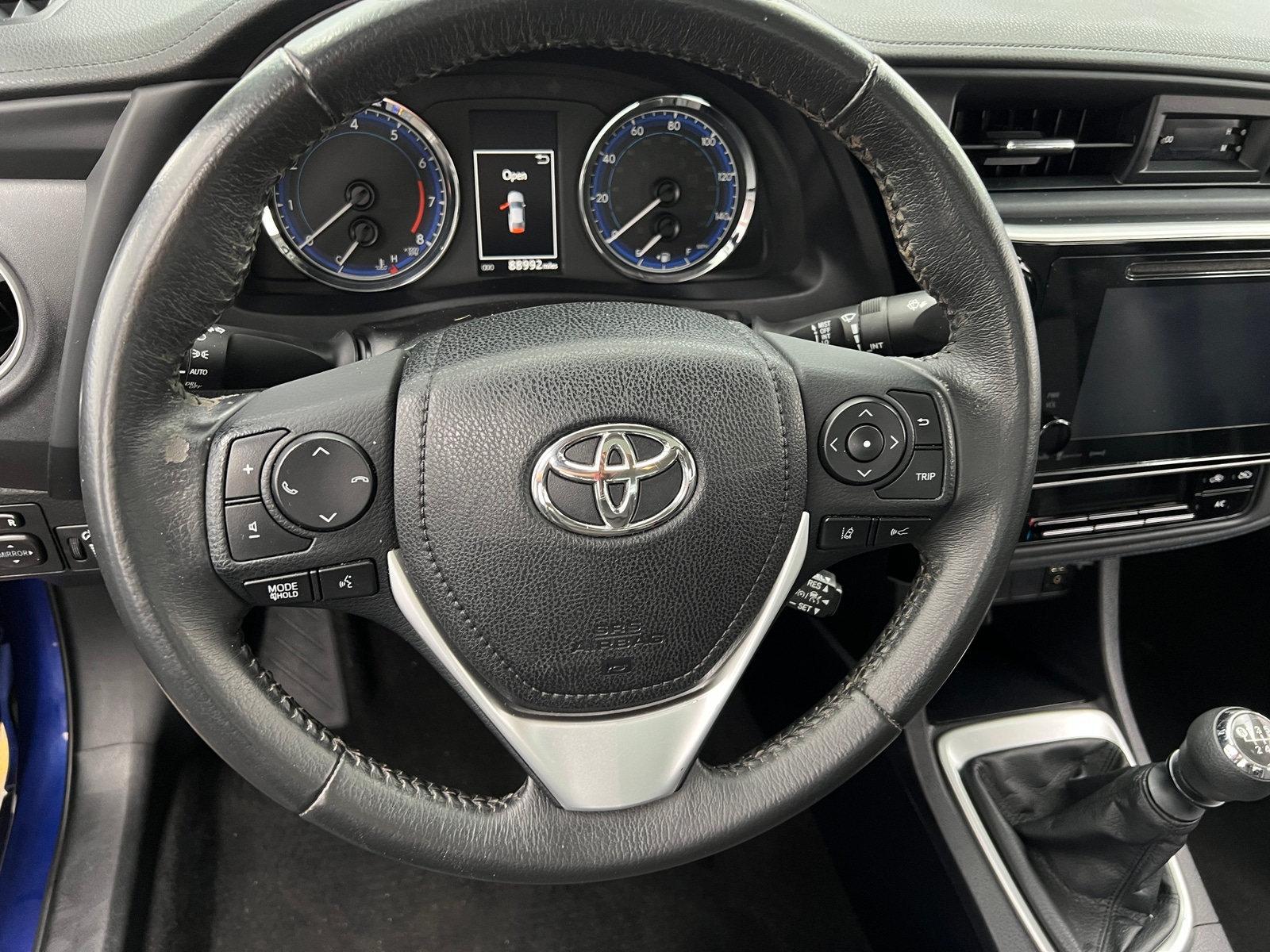 Thumbnail: 2017 Toyota Corolla - 4