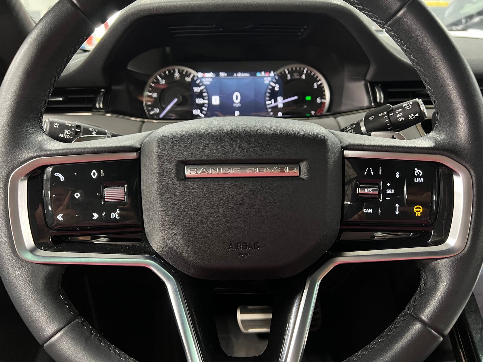 Thumbnail: 2023 Land Rover Range Rover Evoque - 4