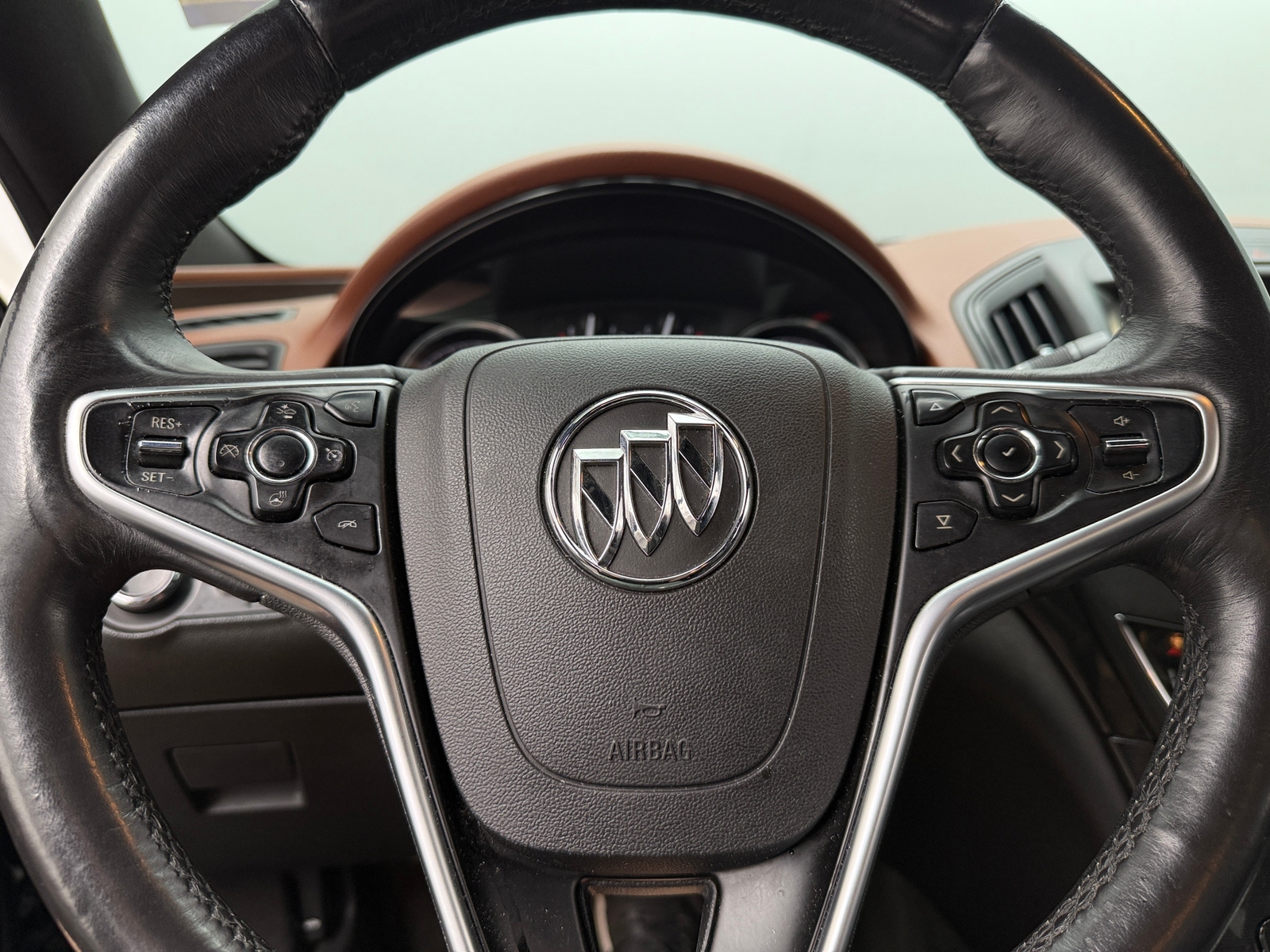 Thumbnail: 2017 Buick Regal - 4