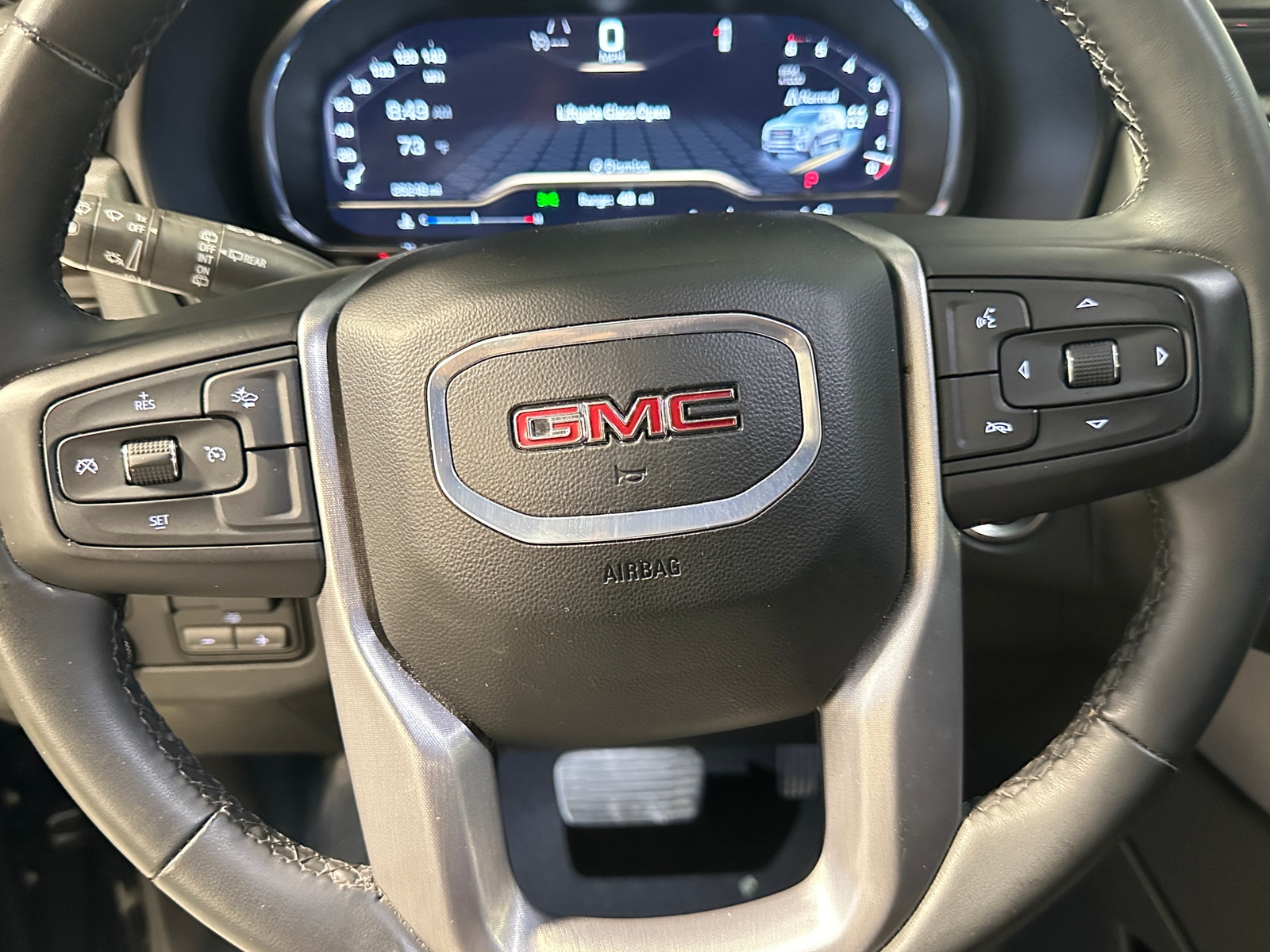 Thumbnail: 2024 GMC Yukon XL - 4