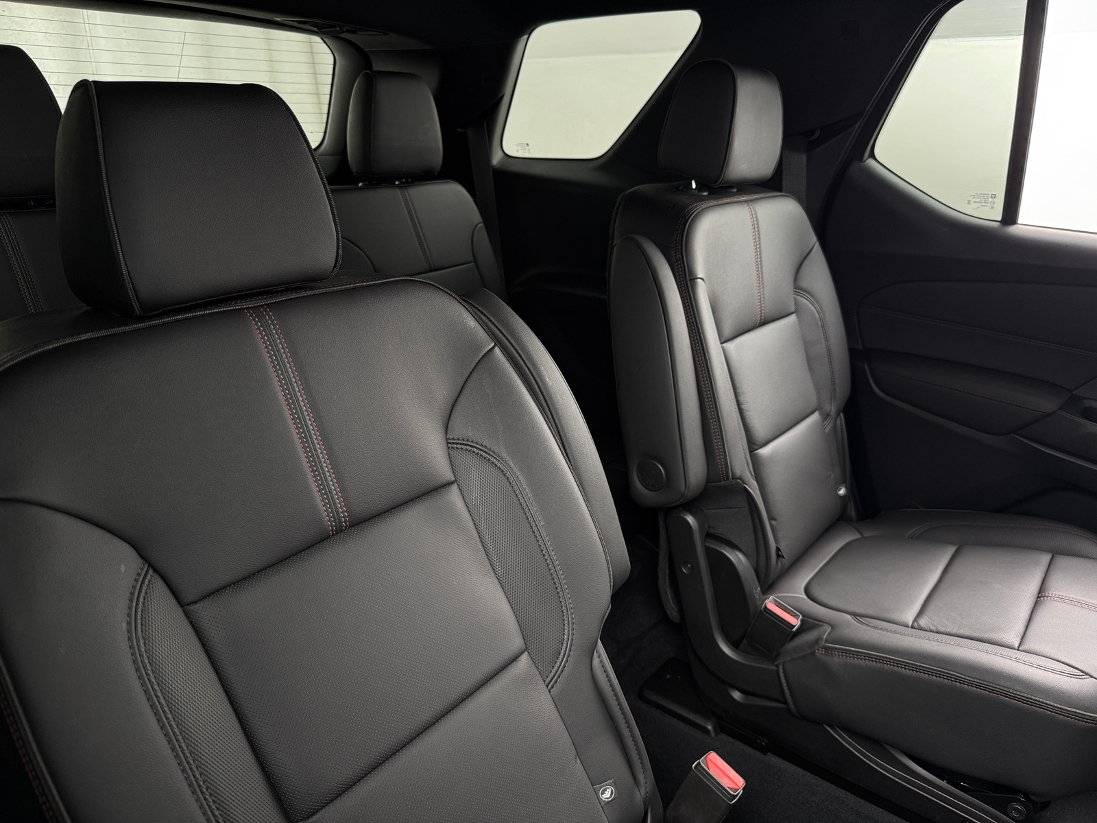 Thumbnail: 2022 Chevrolet Traverse - 5