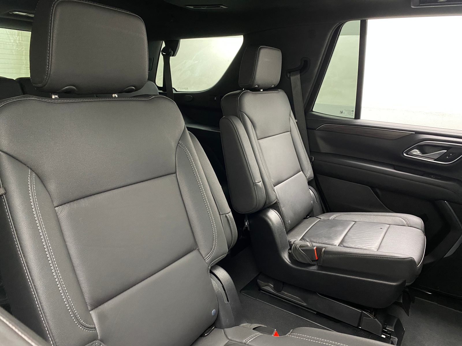 Thumbnail: 2023 Chevrolet Tahoe - 5