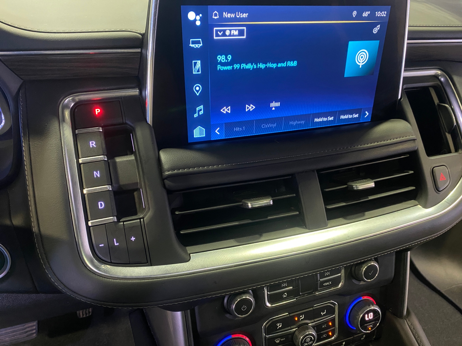 Thumbnail: 2023 Chevrolet Tahoe - 3