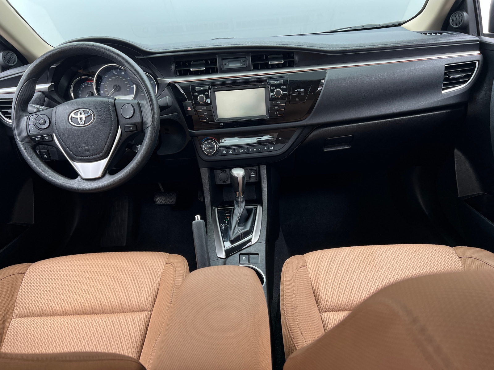 Thumbnail: 2014 Toyota Corolla - 3