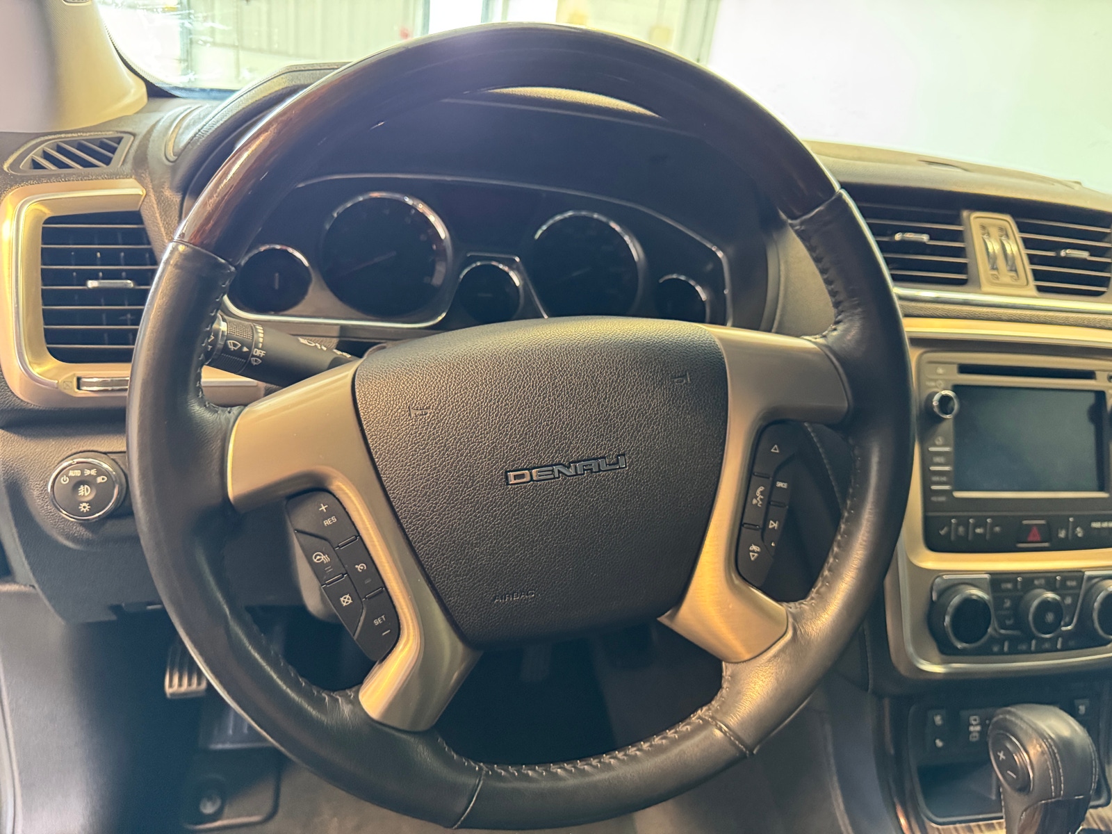 Thumbnail: 2016 GMC Acadia - 4